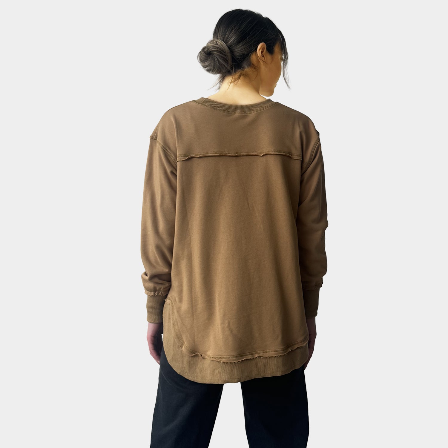AM022161 TAN EMBROIDERY SWEATSHIRT