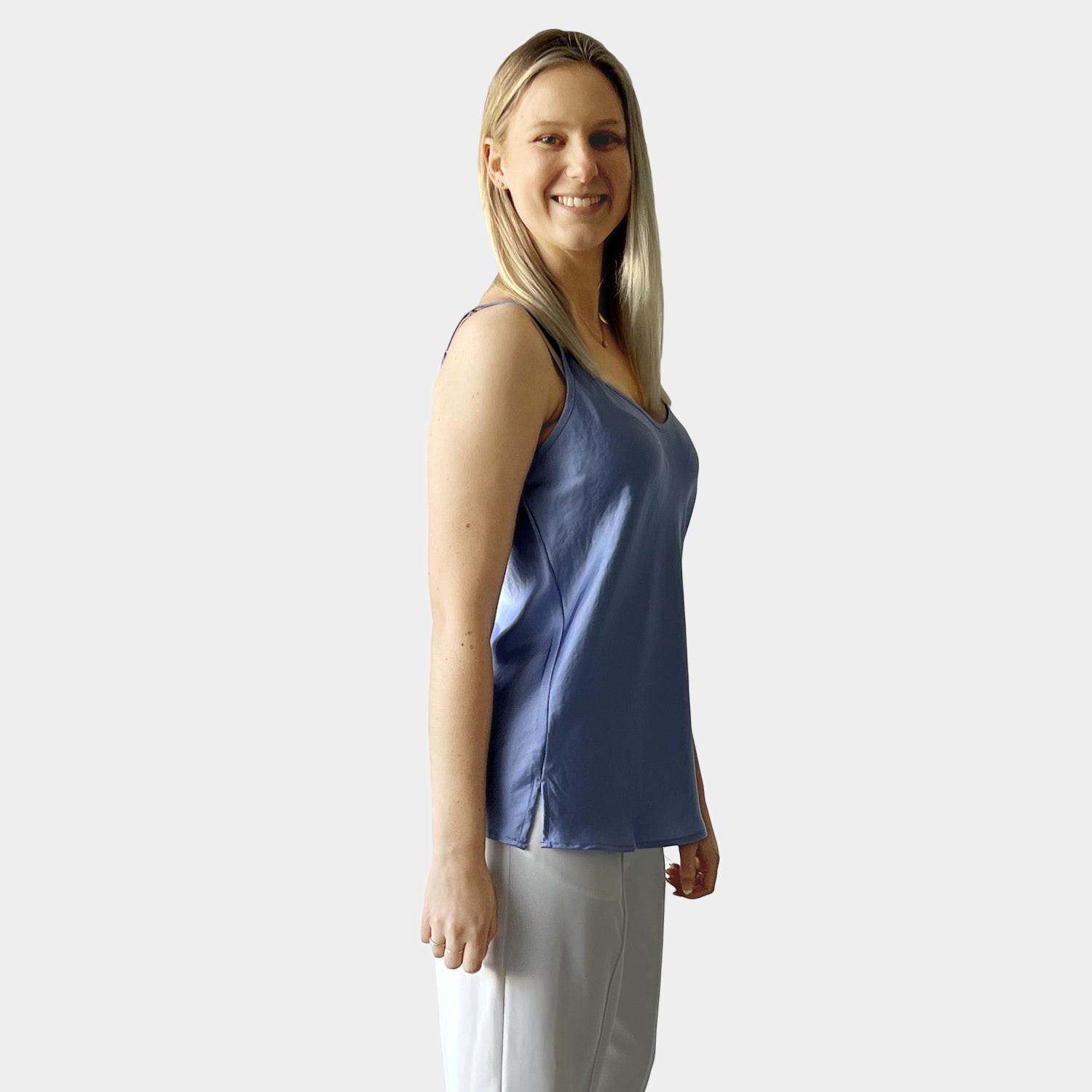 AM023065 POLY SILK & RAYON CAMISOLE