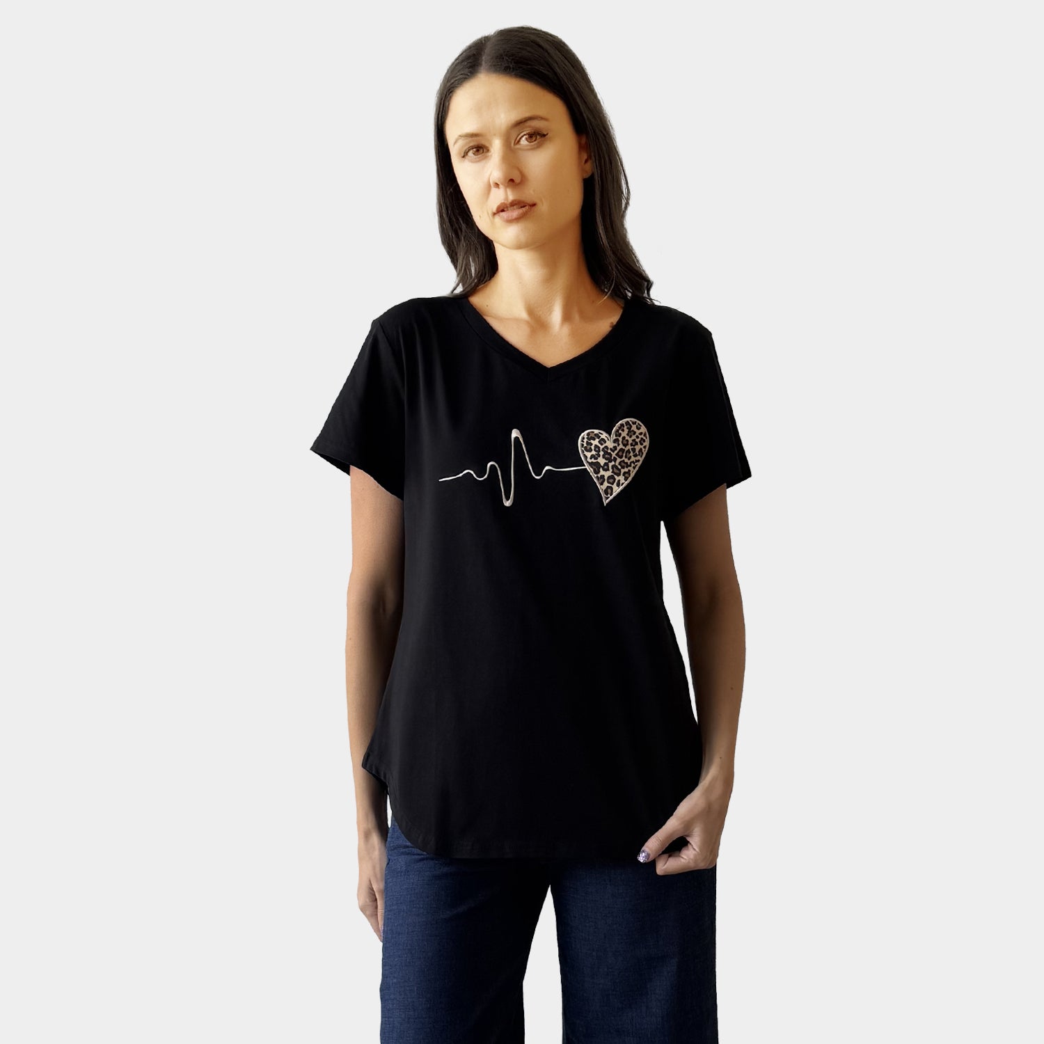 AM24062 EMBROIDER - V NECK TEE