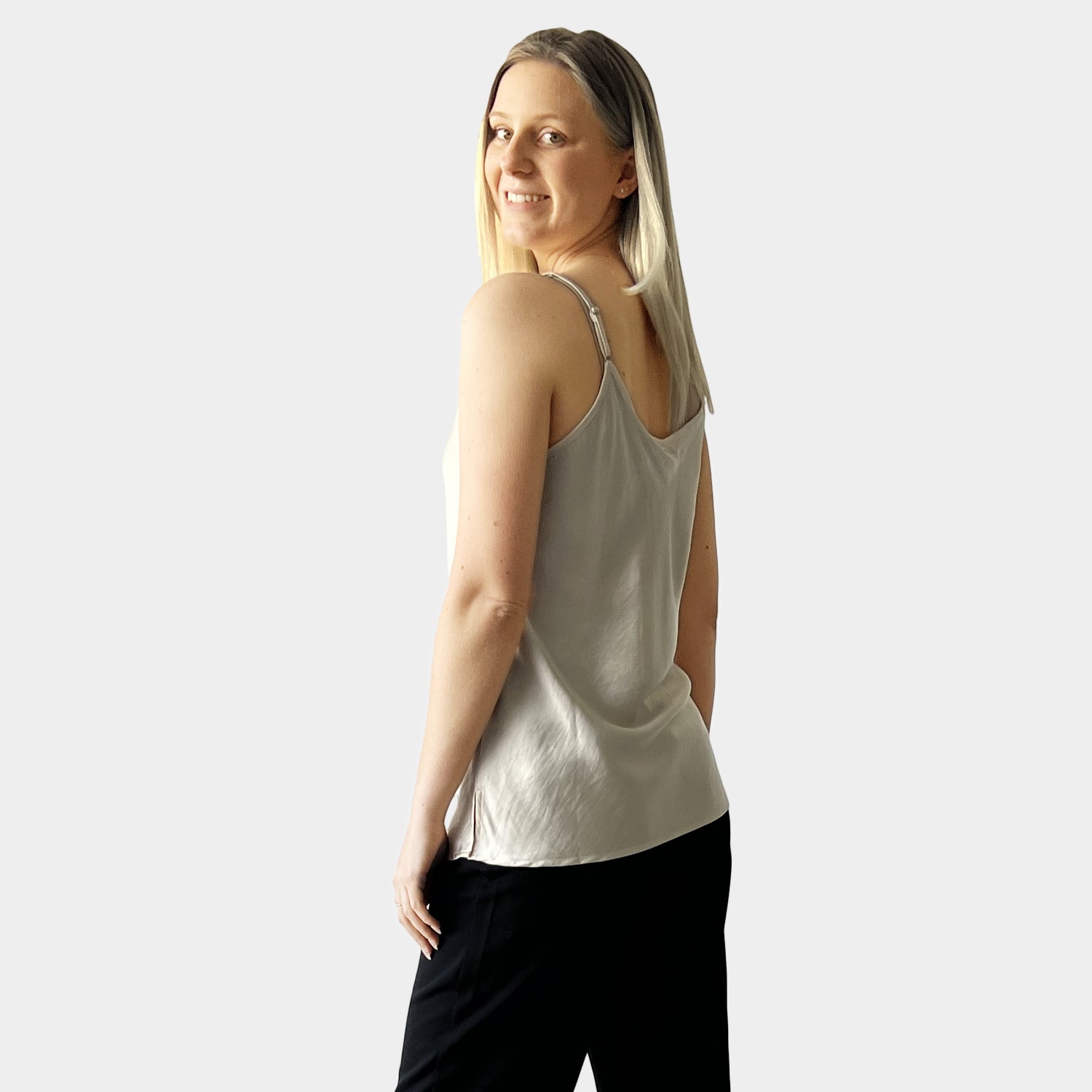 AM023065 POLY SILK & RAYON CAMISOLE