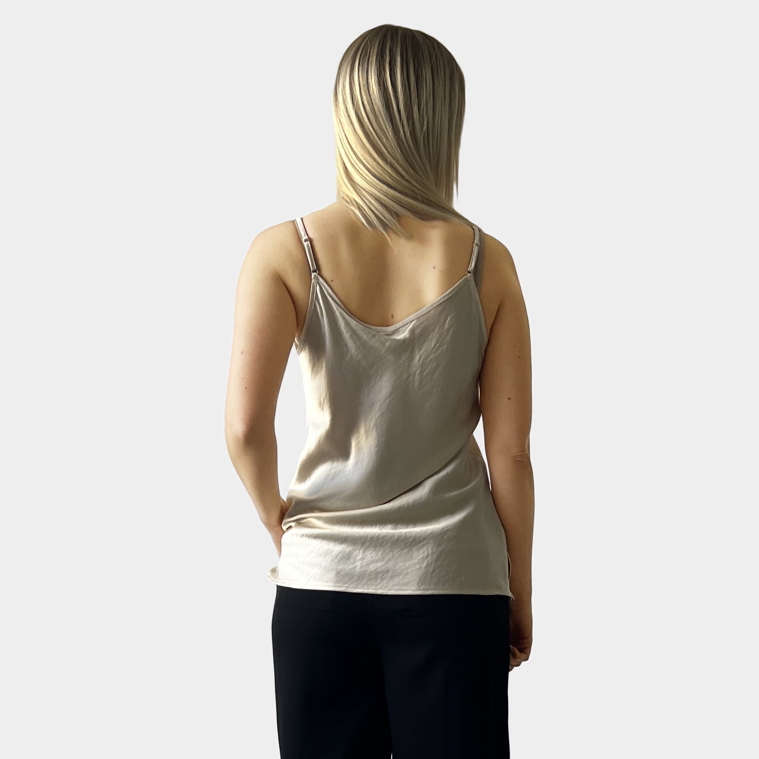 AM023065 POLY SILK & RAYON CAMISOLE