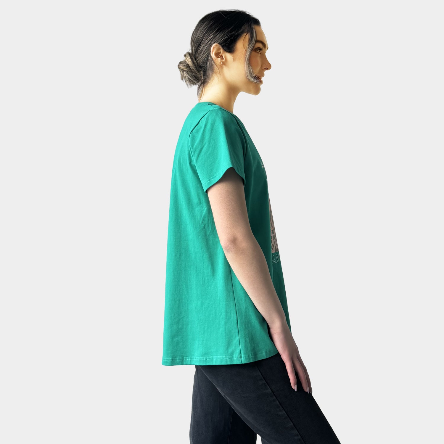 AM023075 SQUARE PRINT & LETTERS TEE