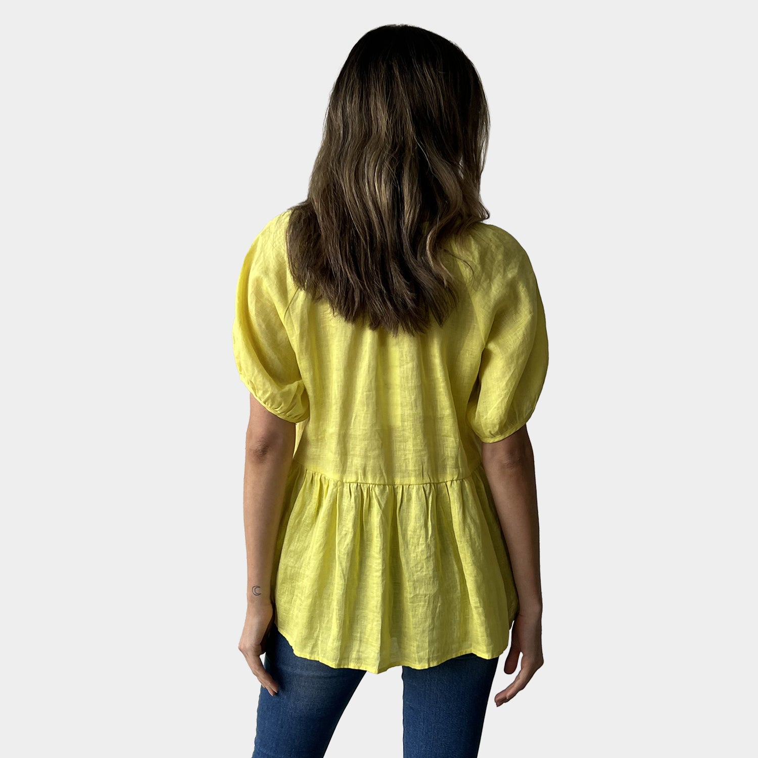 AM022169 100%LINEN BUTTON V NECK TOP