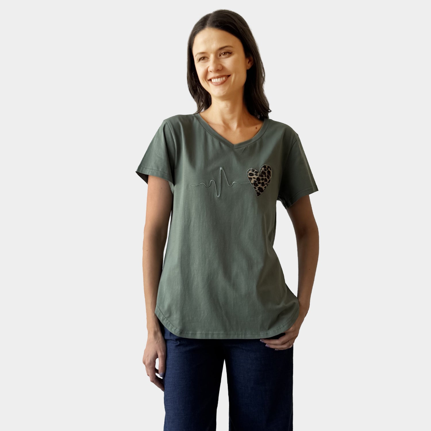 AM24062 EMBROIDER - V NECK TEE