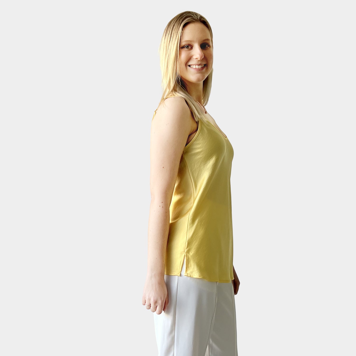 AM023065 POLY SILK & RAYON CAMISOLE