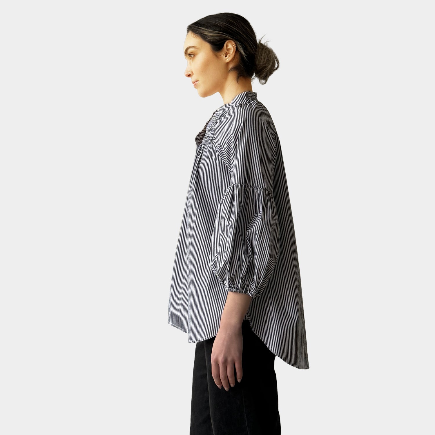 AM022171-1 STRIPE TOP (SALE)