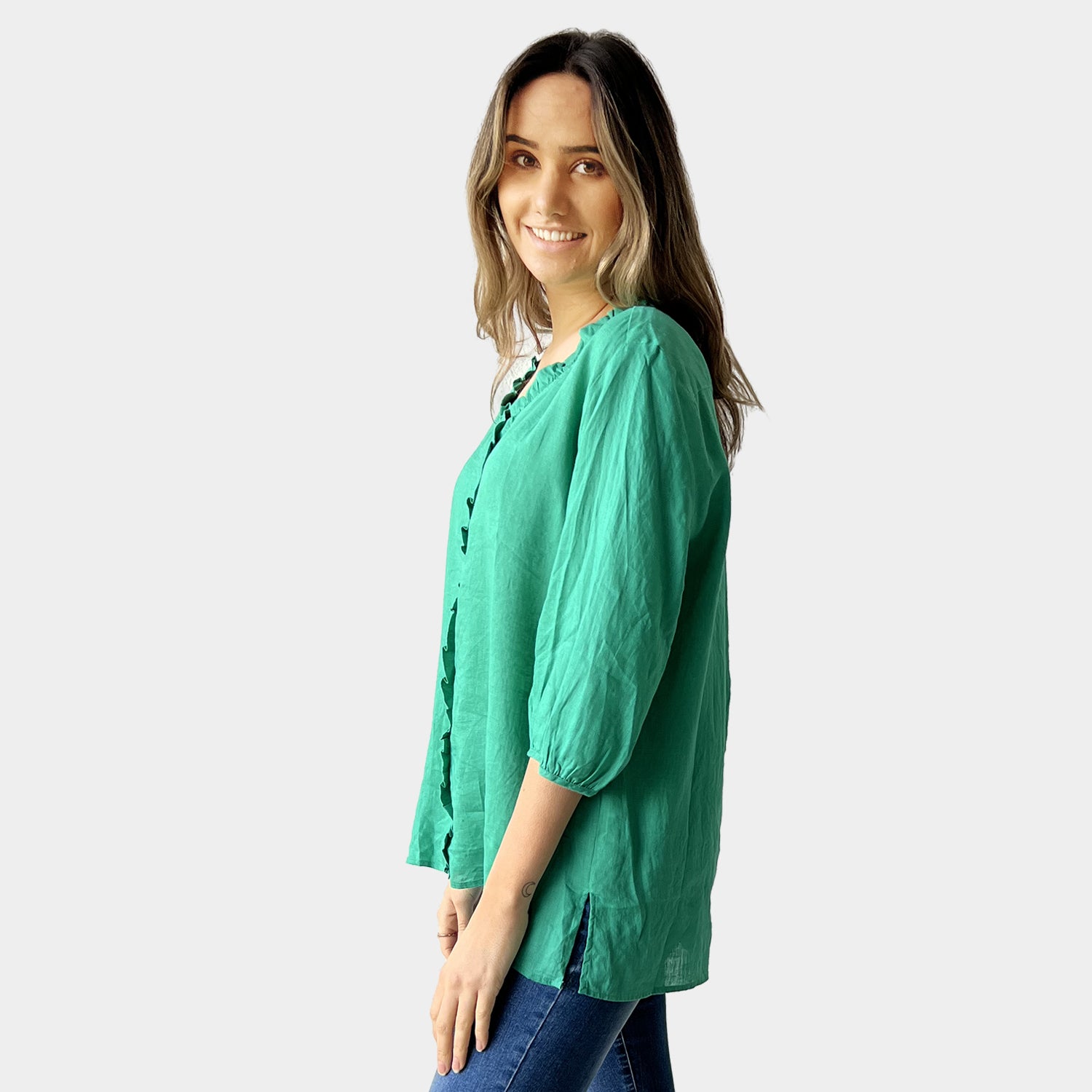 AM02479 100%LINEN V NECK TRIM TOP