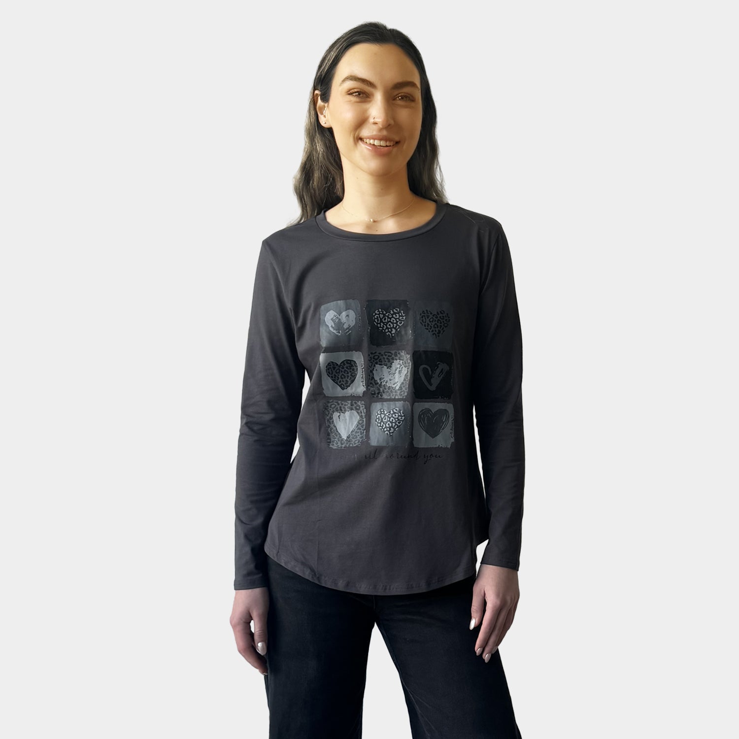 AM024016 MULTI PRINT LONG SLEEVE TEE