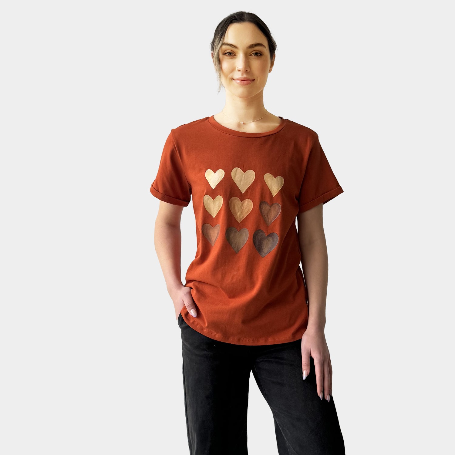 AM022199 NINE HEART PRINT TEE