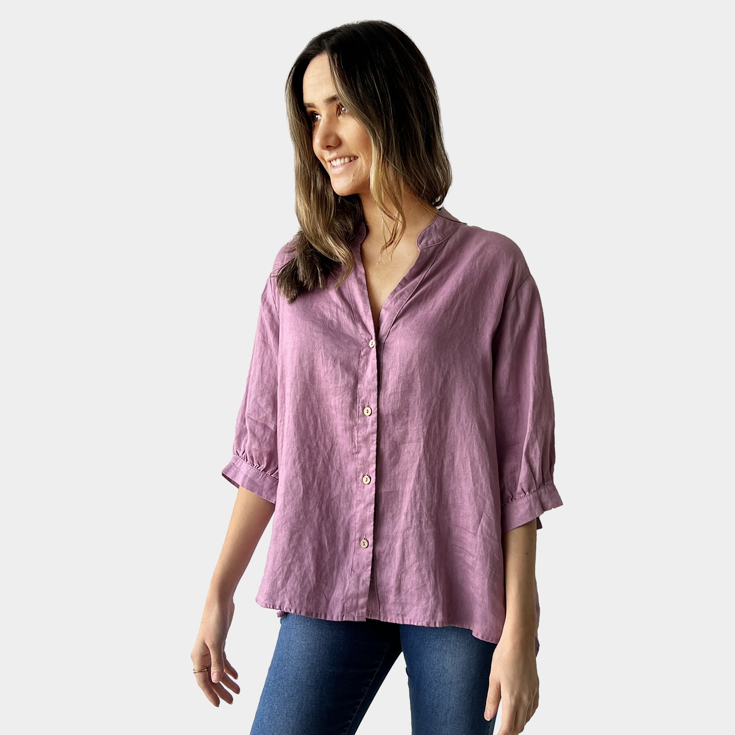 AM01240 BUTTON TRIM 100%LINEN SHIRT