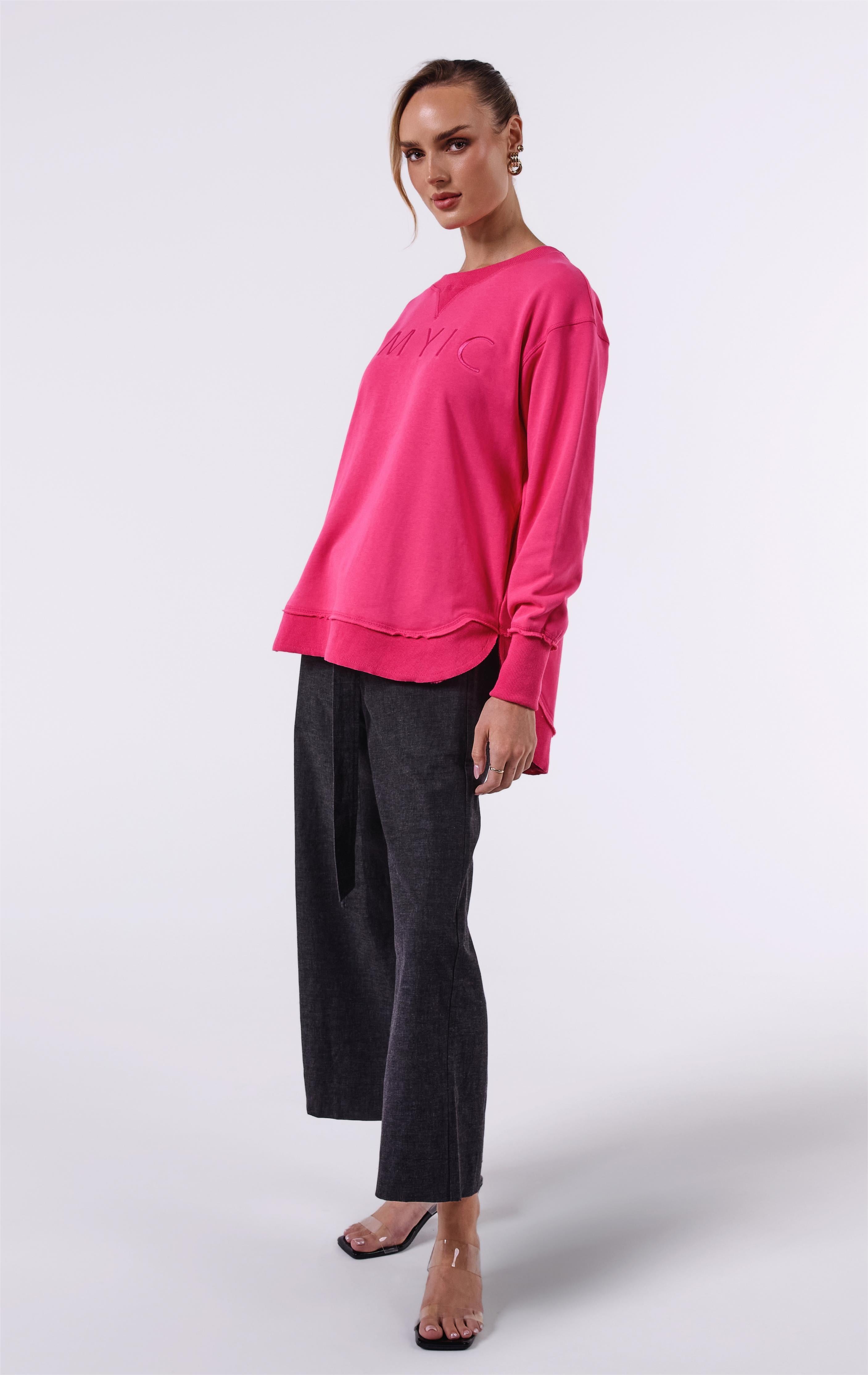 AM022161 HOT PINK EMBROIDERY SWEATSHIRT