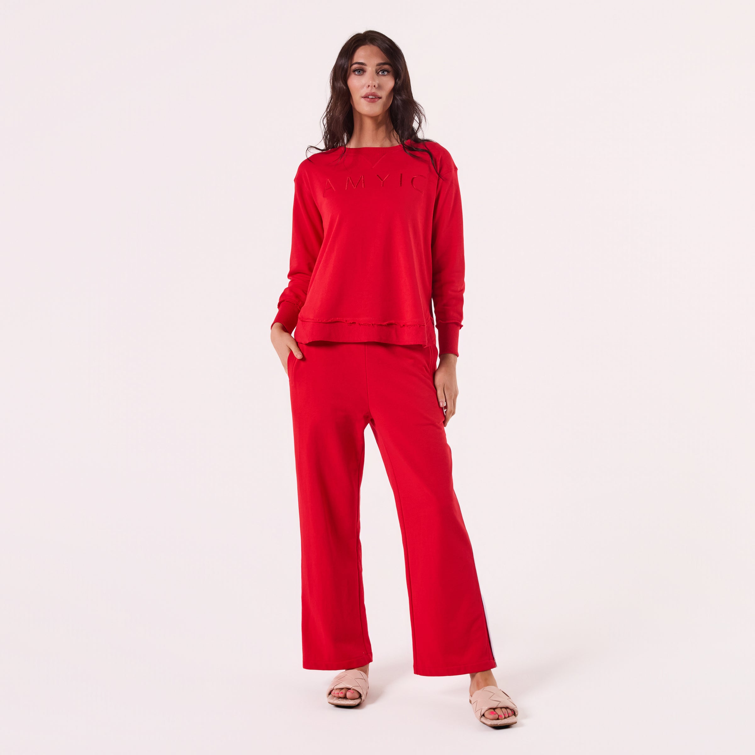 AM022161 RED EMBROIDERY SWEATSHIRT