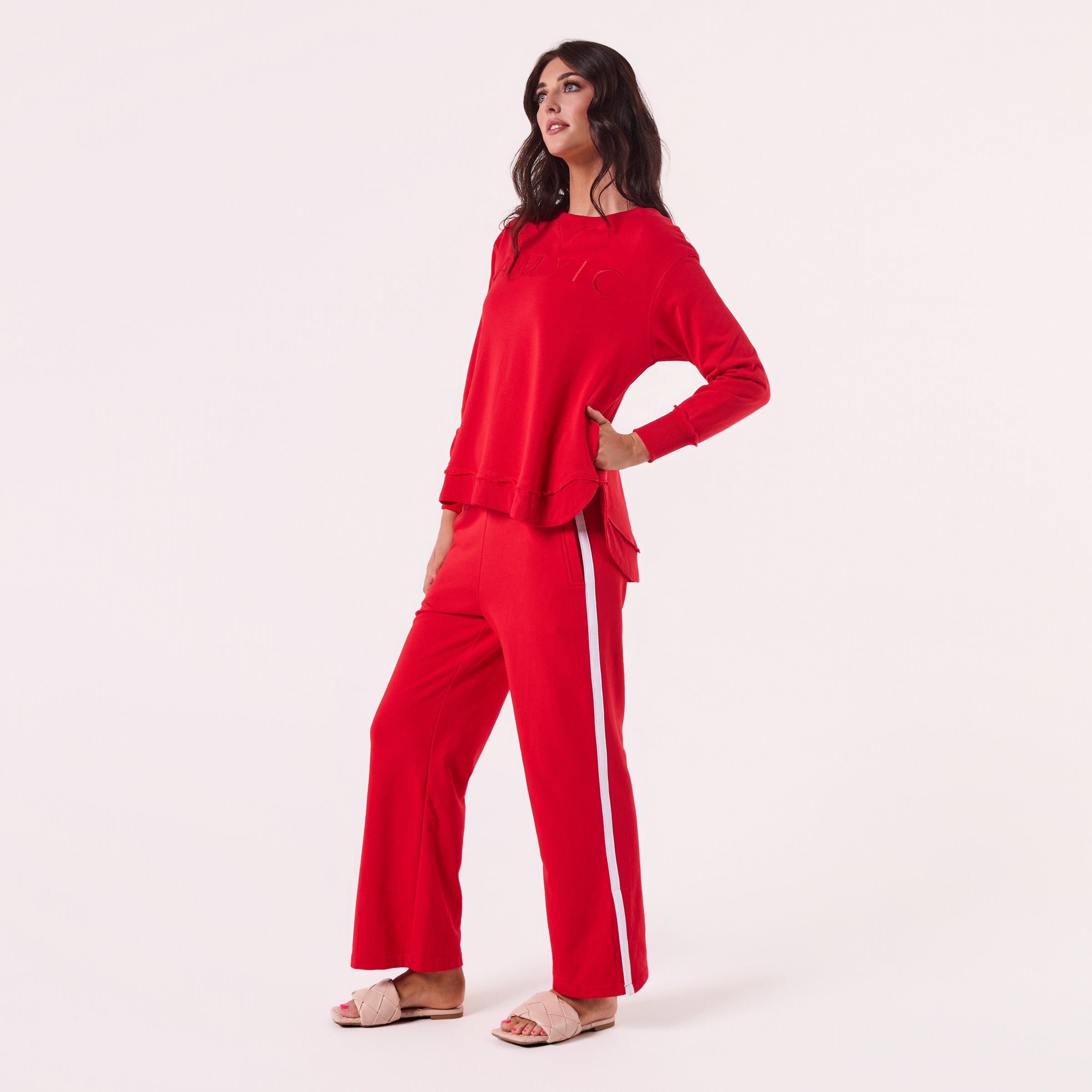 AM022161 RED EMBROIDERY SWEATSHIRT