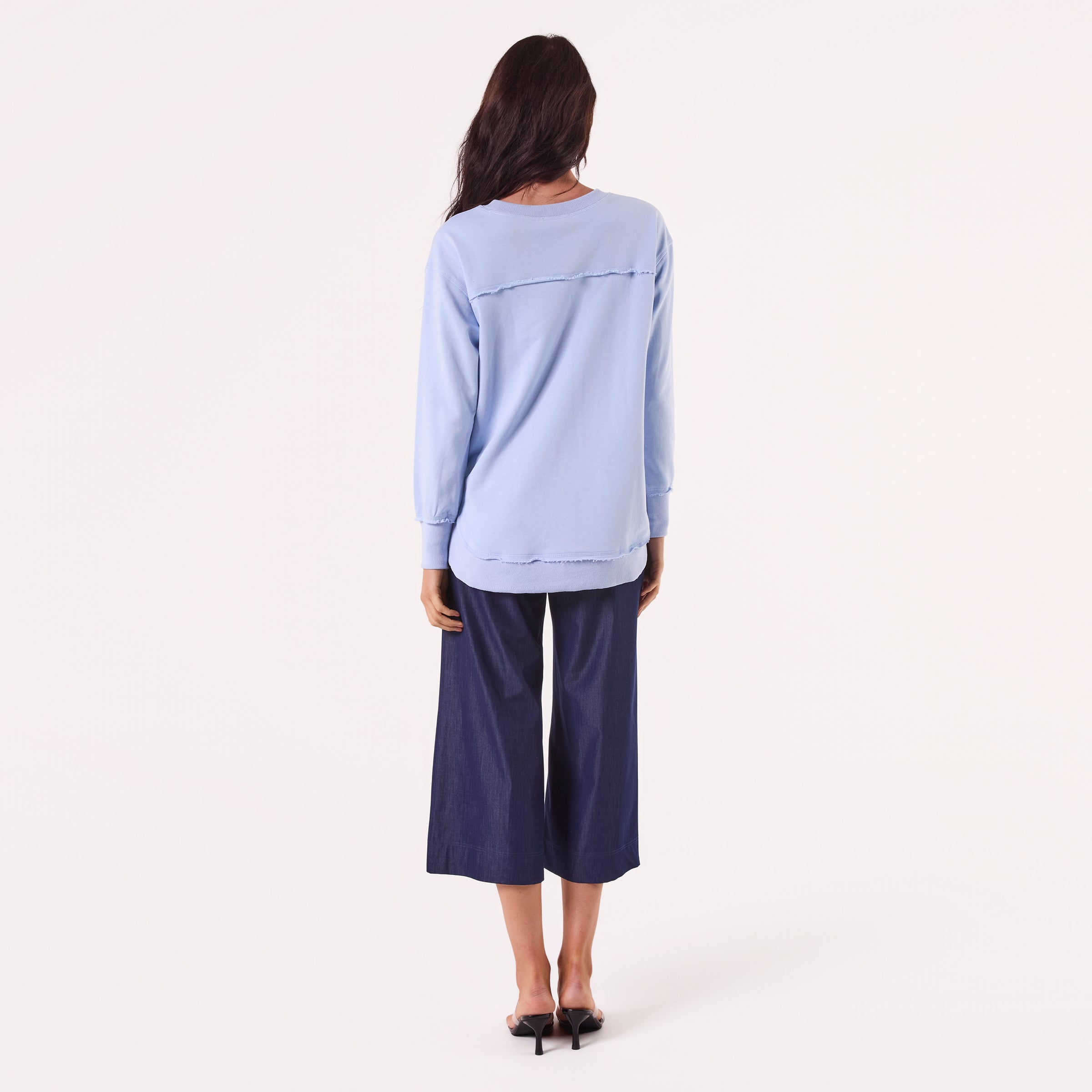 AM25016 MULTI STARS PRINT SWEATSHIRT