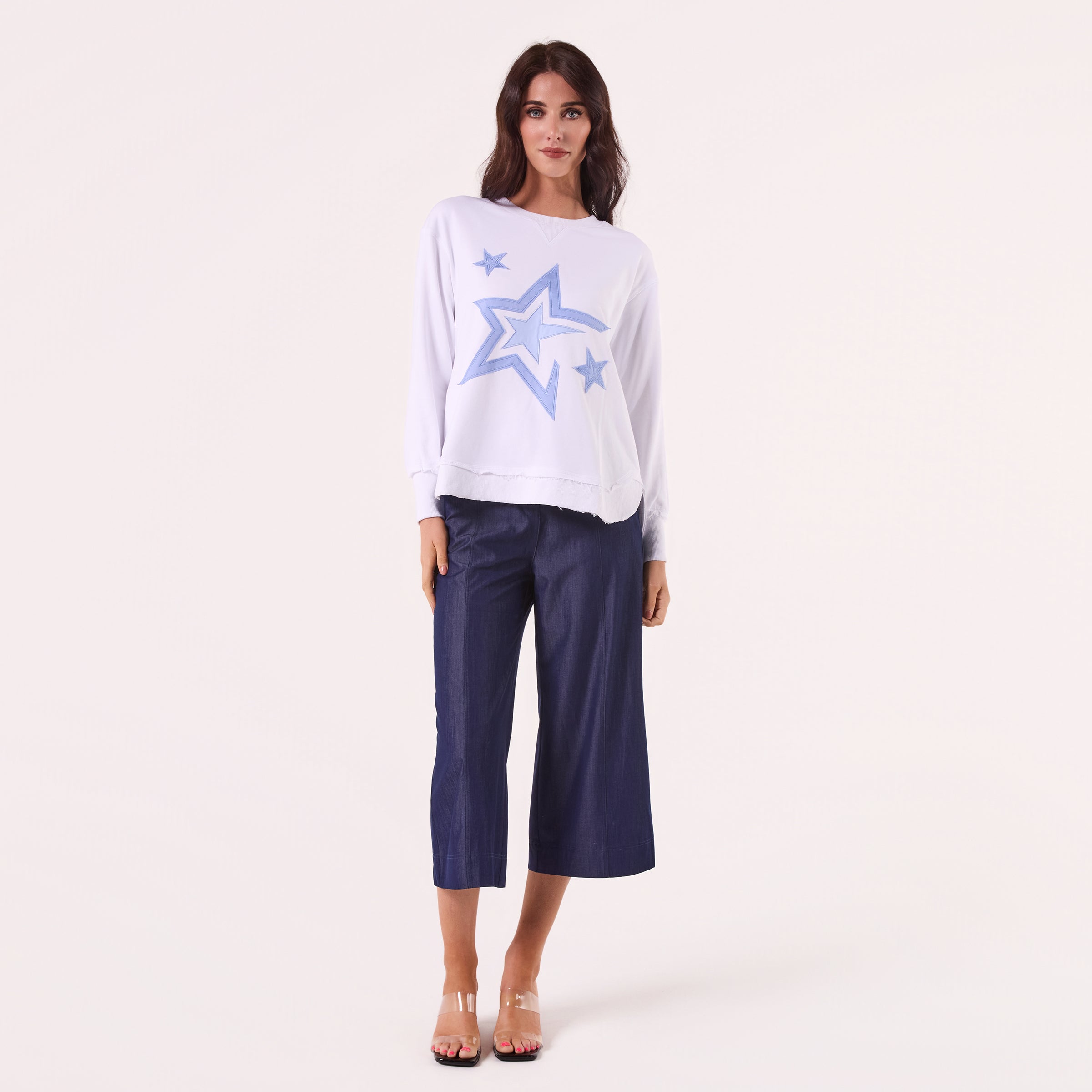 AM25016 MULTI STARS PRINT SWEATSHIRT