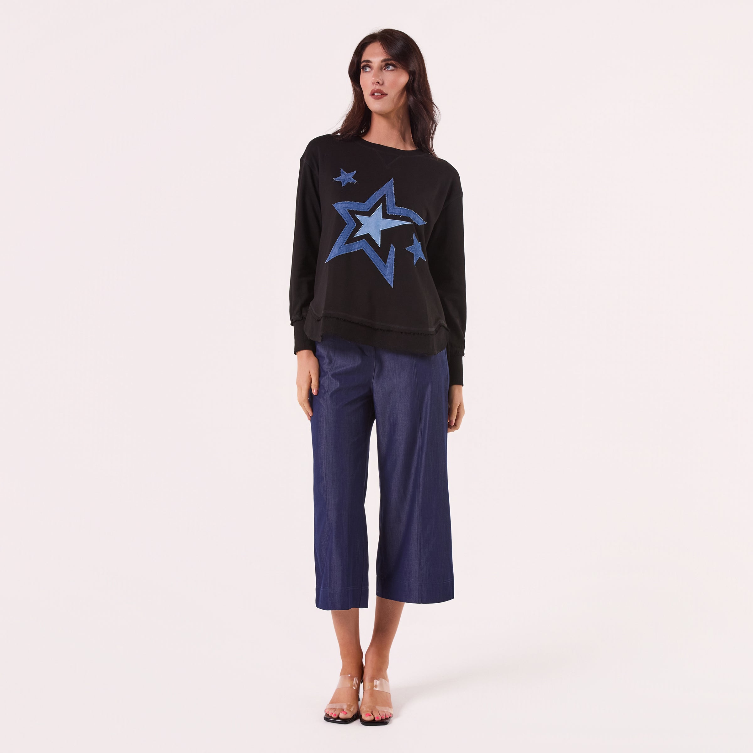 AM25016 MULTI STARS PRINT SWEATSHIRT