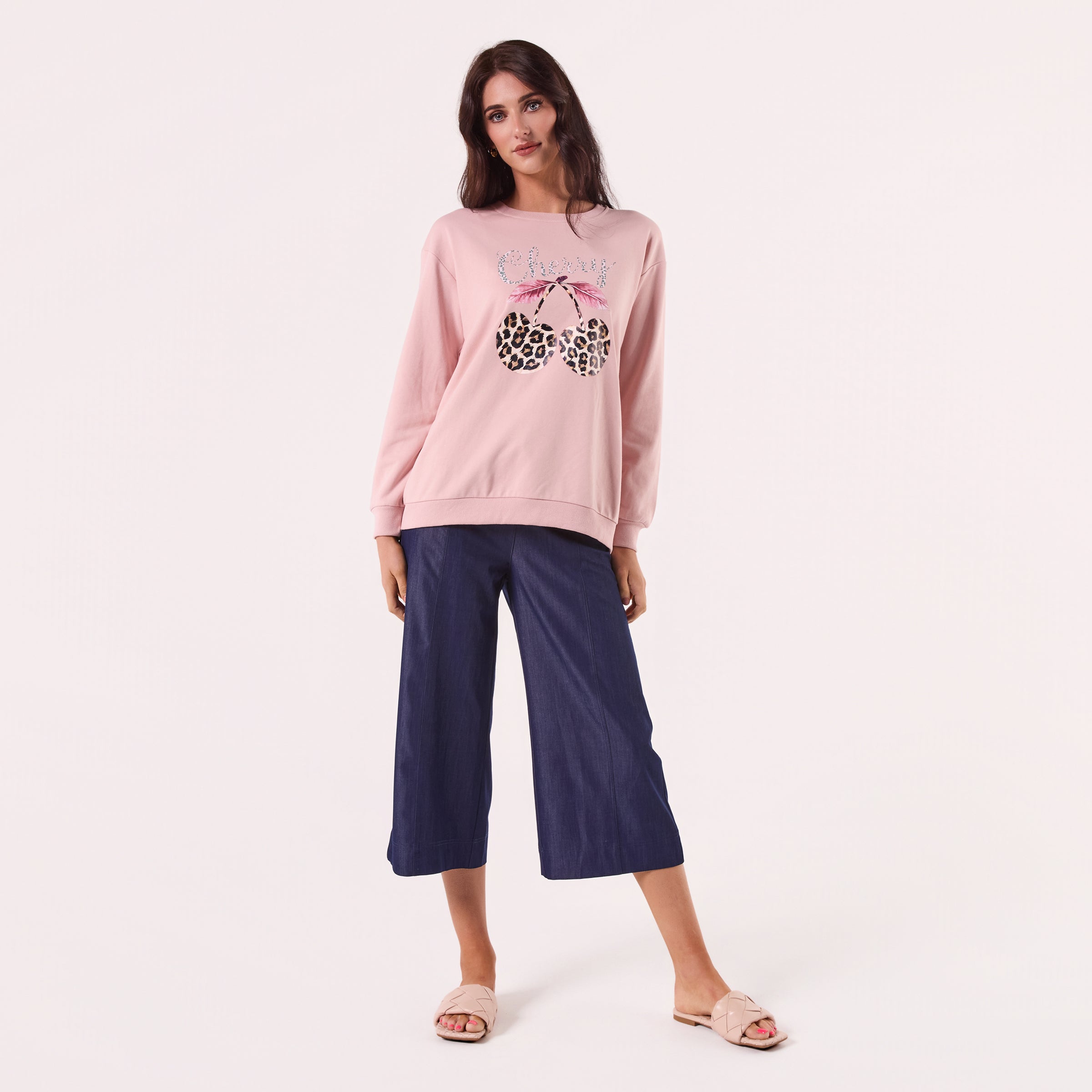 AM2502 CHERRY PRINT SWEATSHIRT