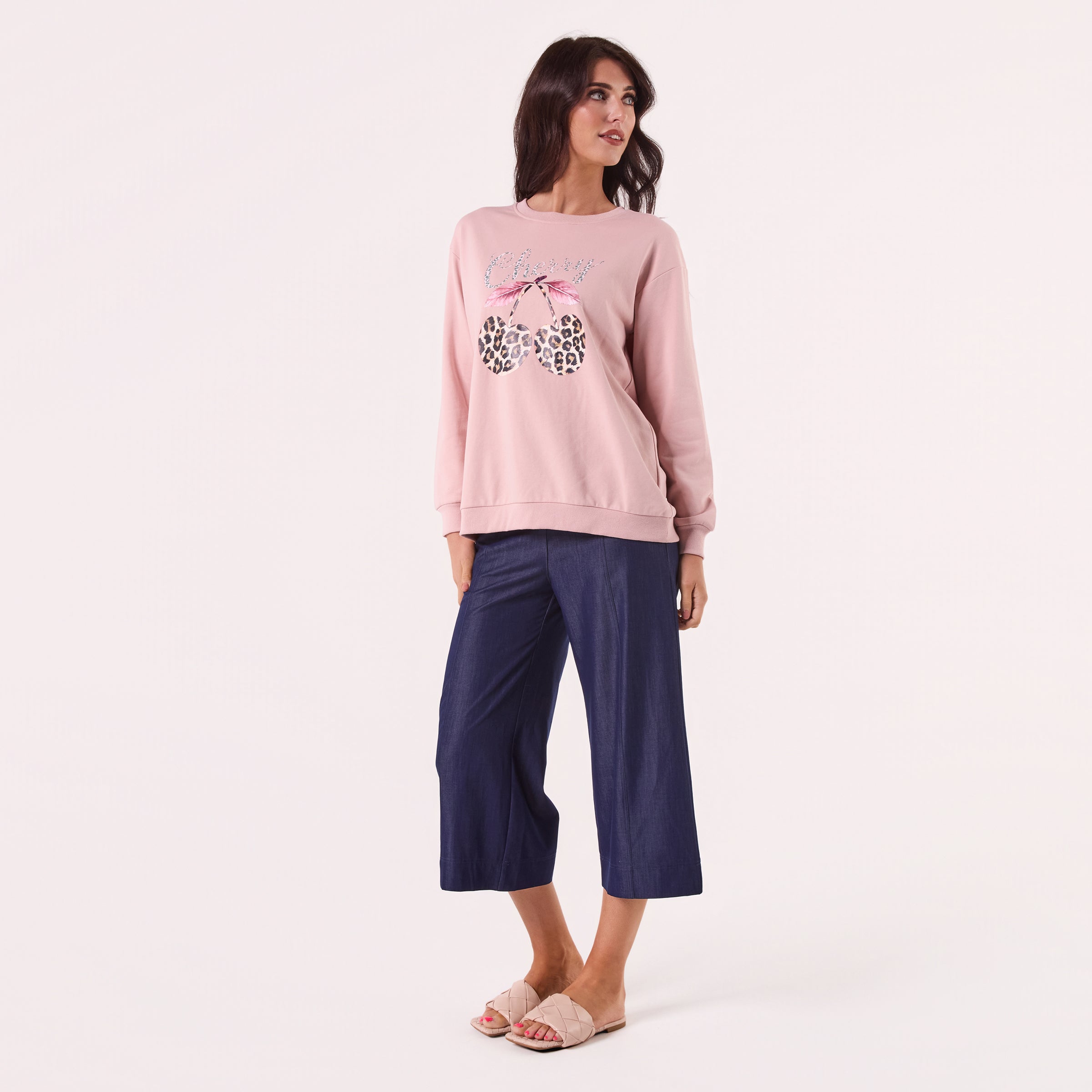AM2502 CHERRY PRINT SWEATSHIRT