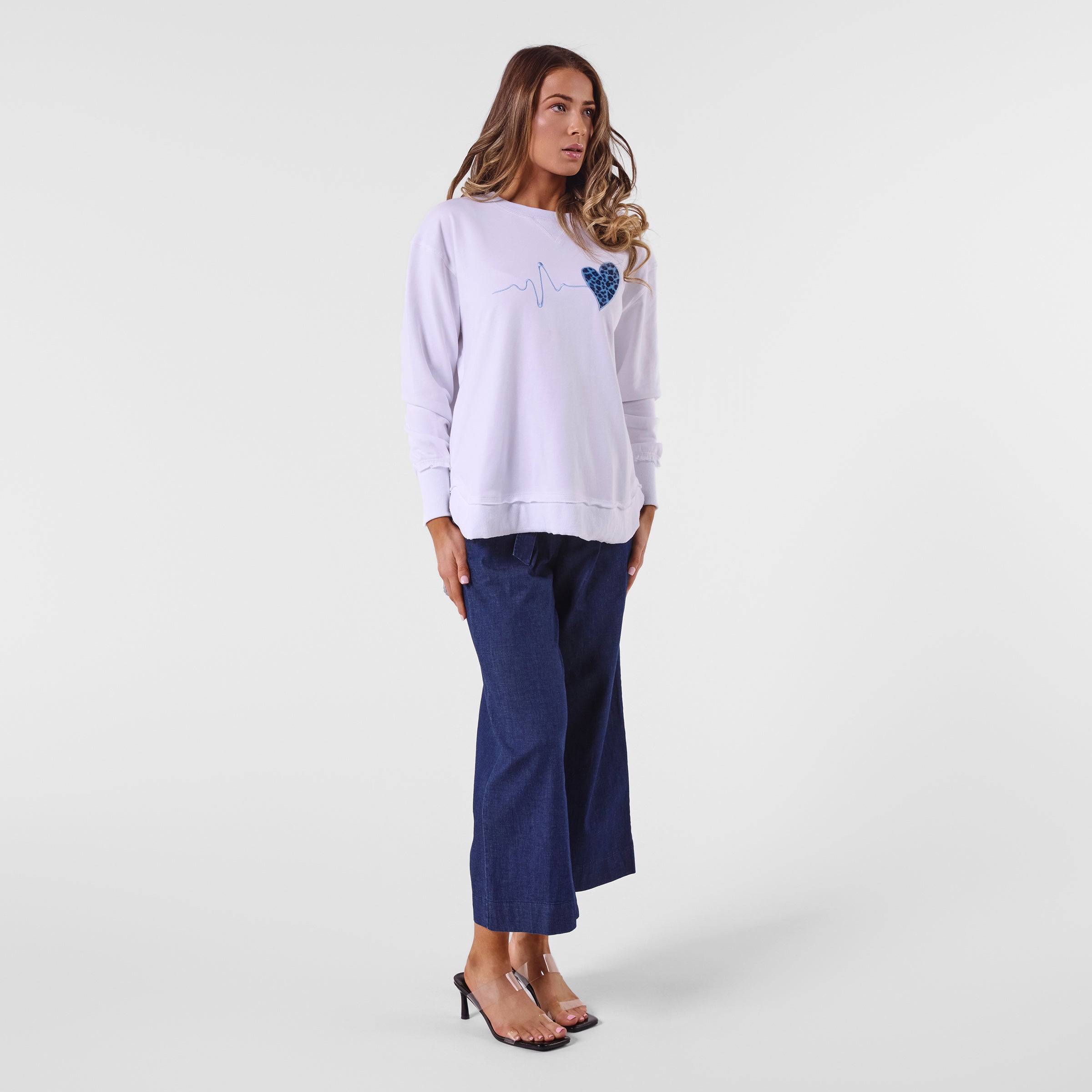 AM25099 LEOPARD HEART EMBROIDER