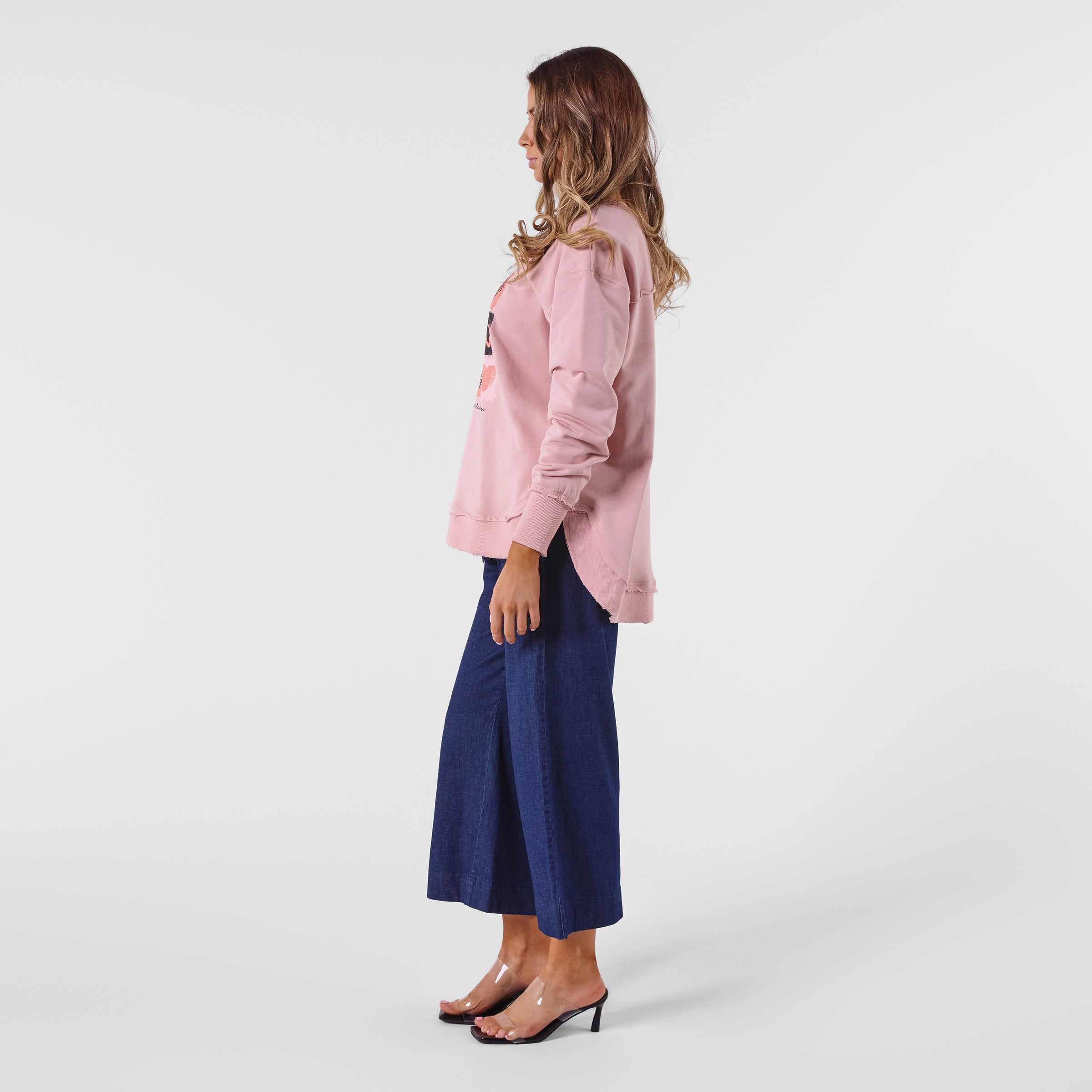 AM24026 MULTI PRINT SIDE POCKET SWEATSHIRT