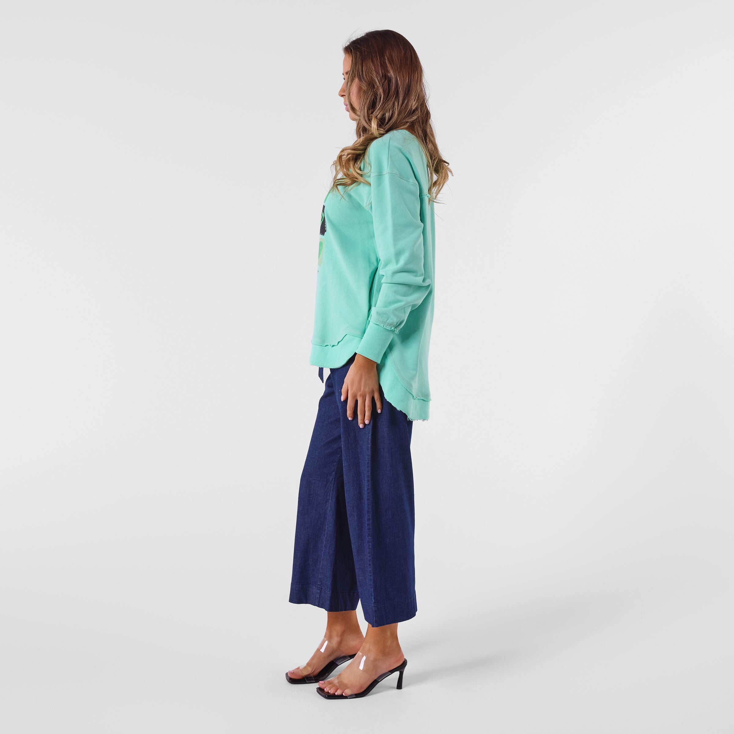 AM24026 MULTI PRINT SIDE POCKET SWEATSHIRT