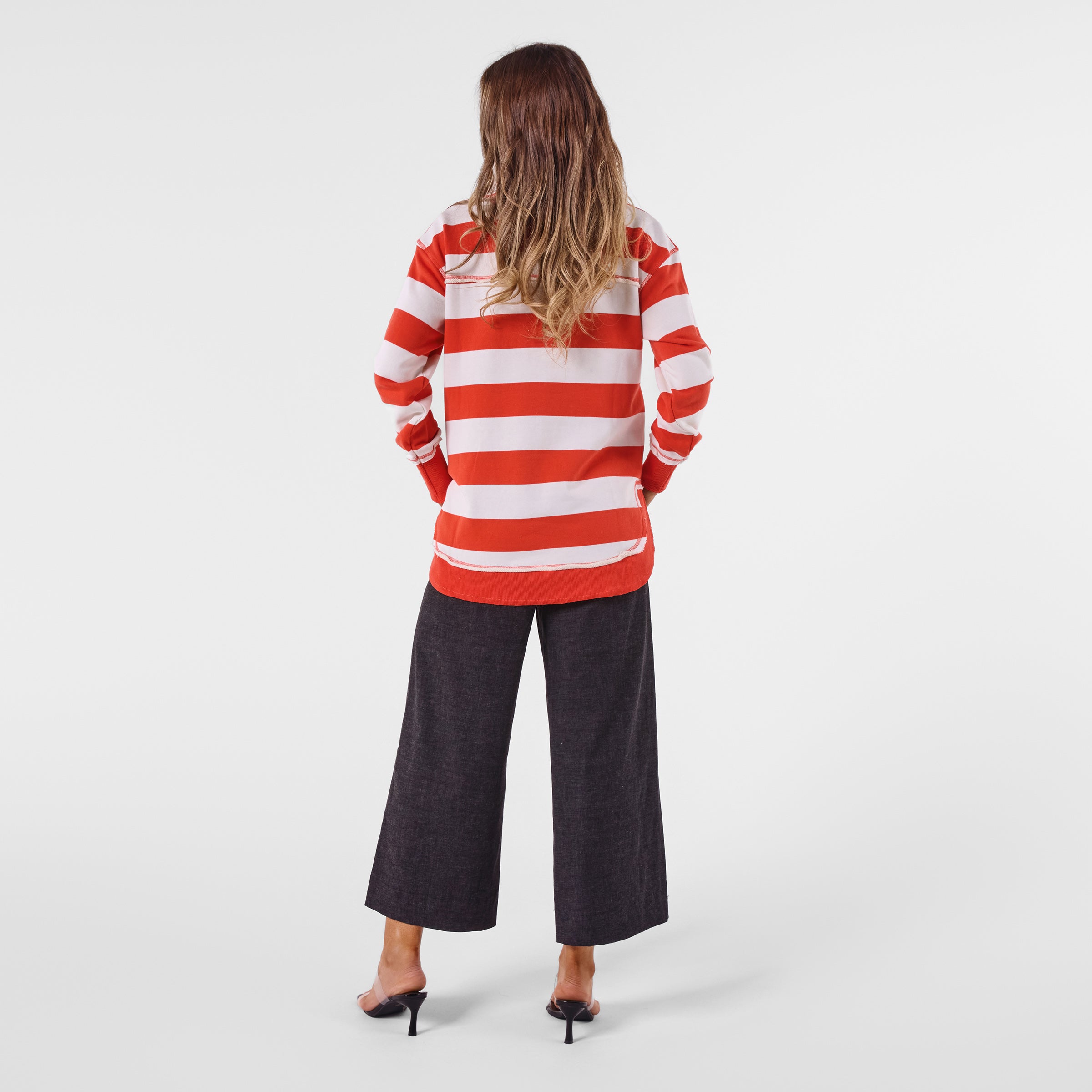 AM25017 STRIPE SWEATSHIRT