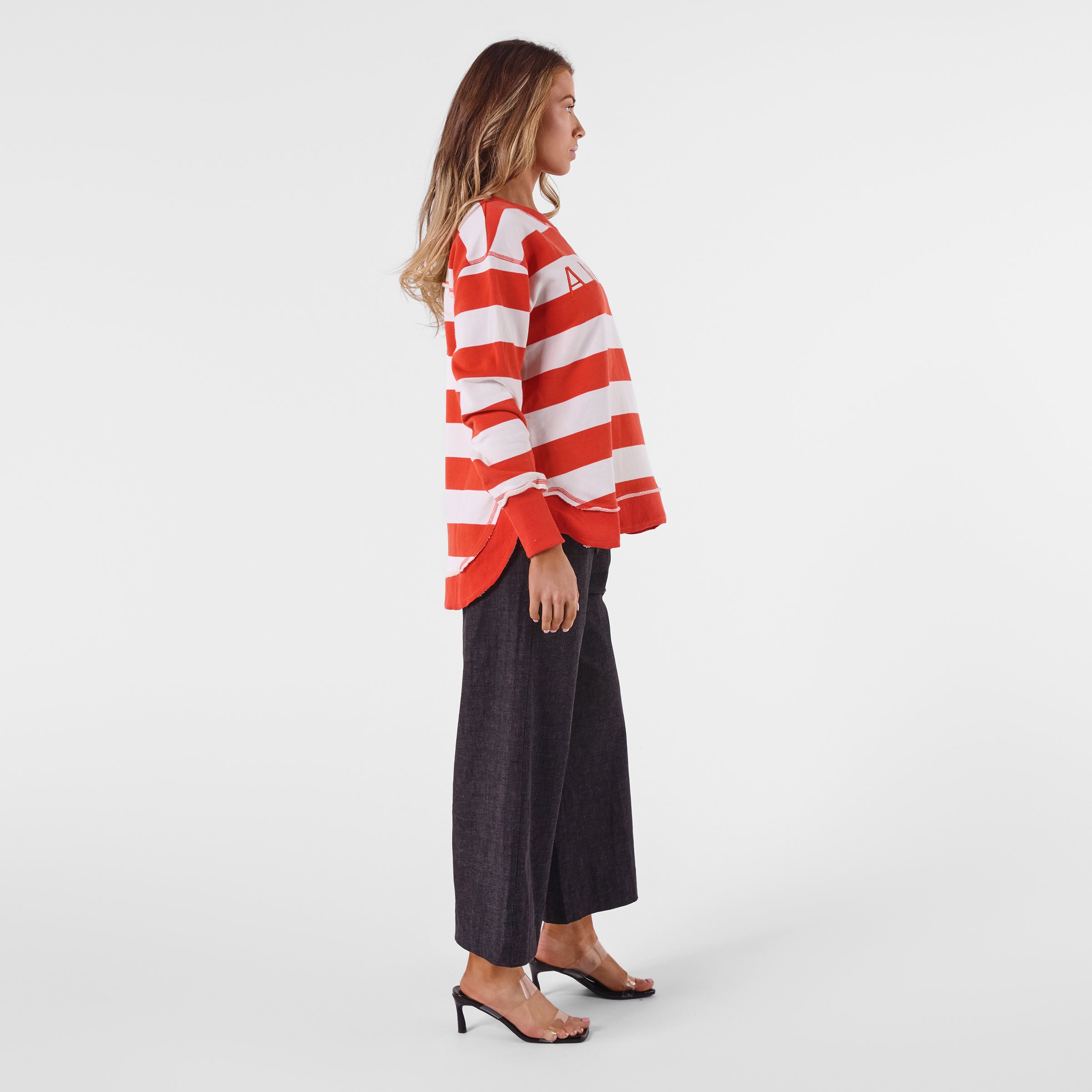 AM25017 STRIPE SWEATSHIRT