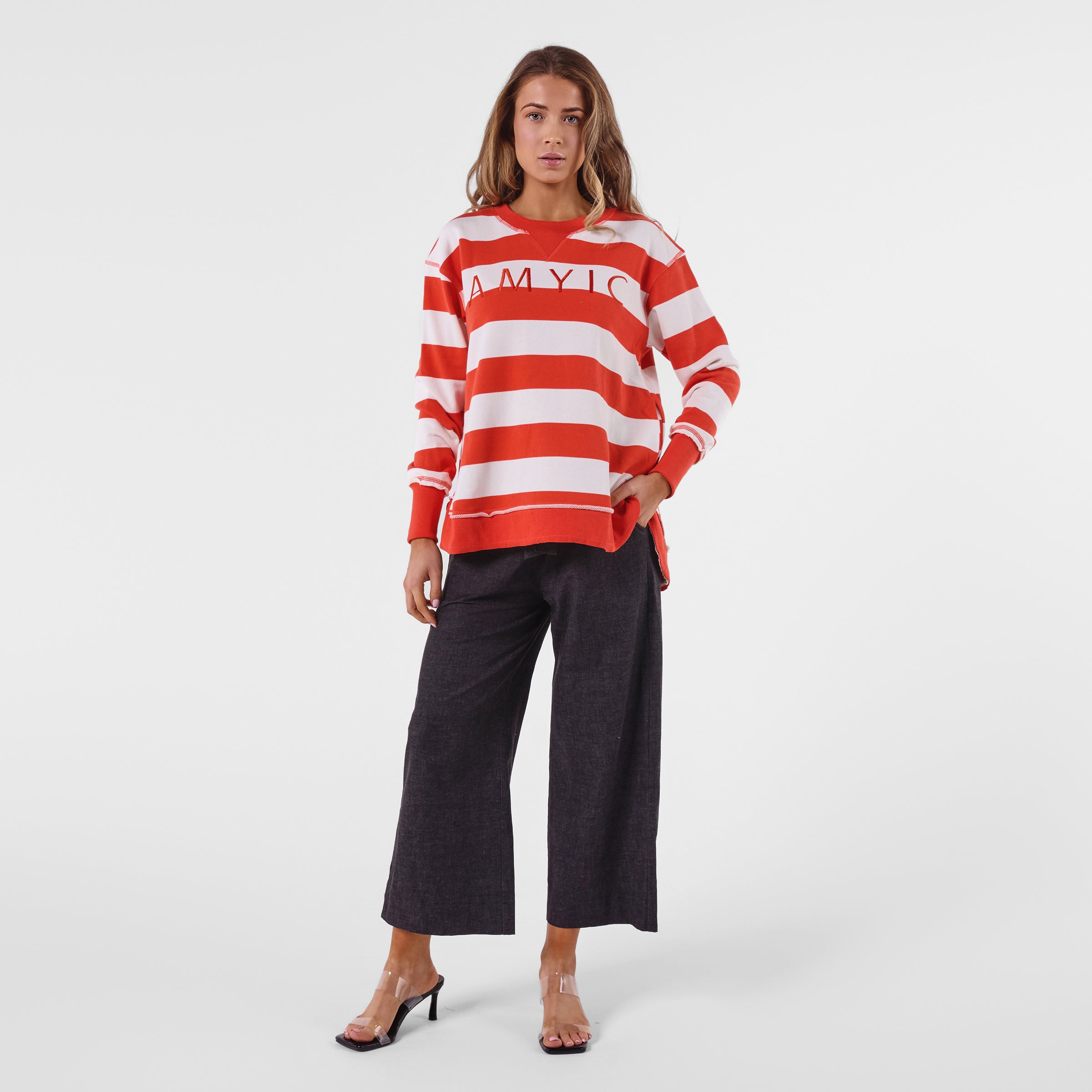 AM25017 STRIPE SWEATSHIRT