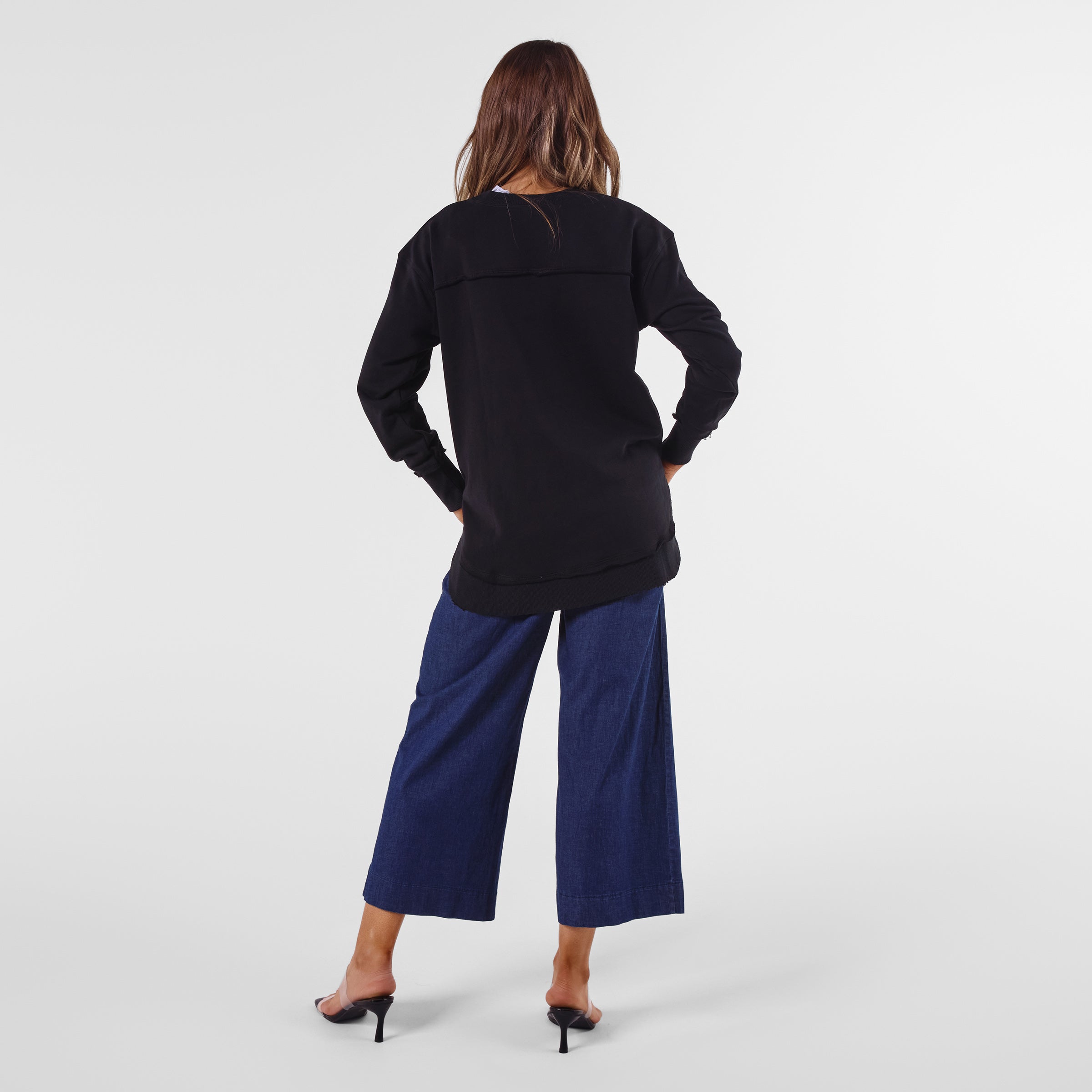 AM25099 LEOPARD HEART EMBROIDER