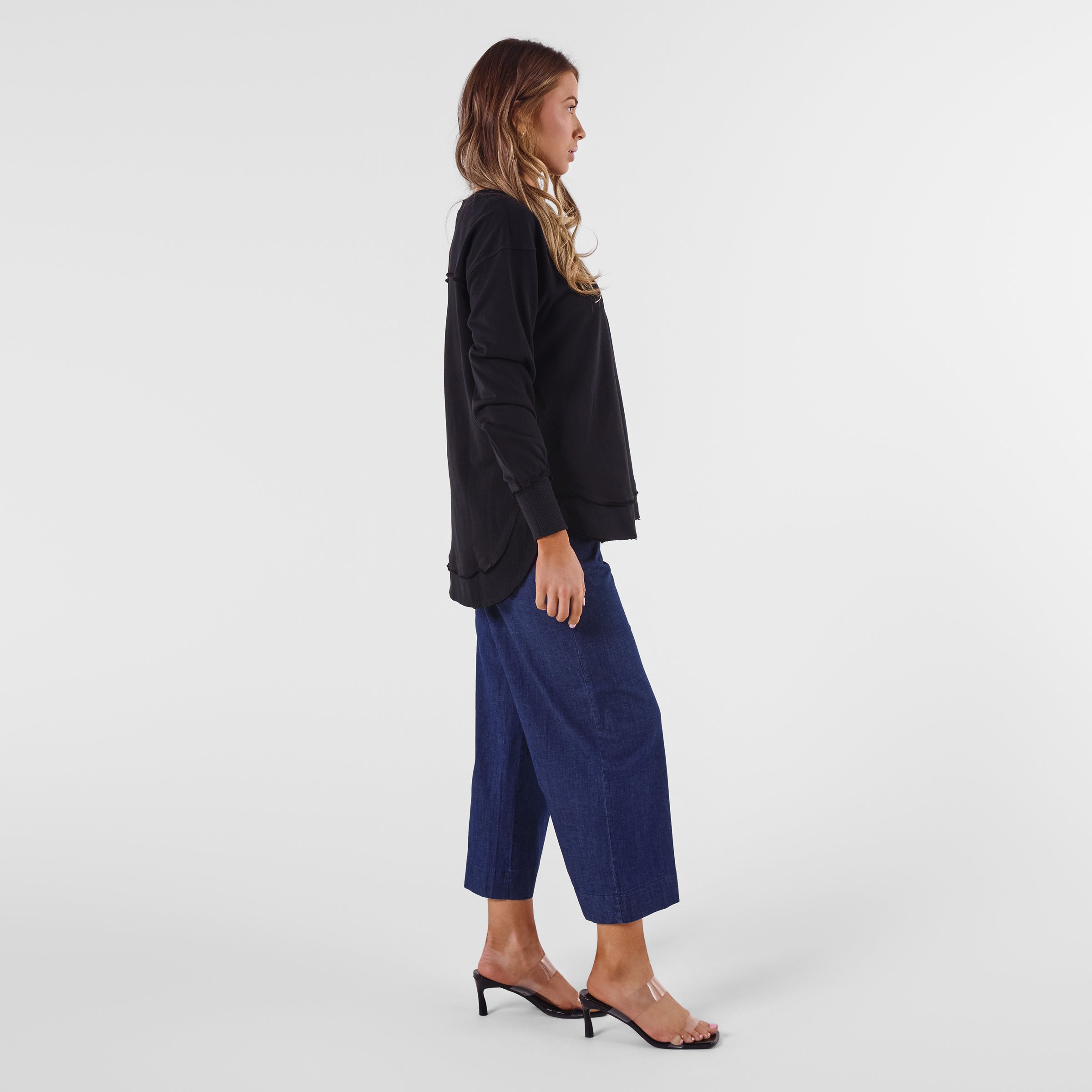 AM25099 LEOPARD HEART EMBROIDER