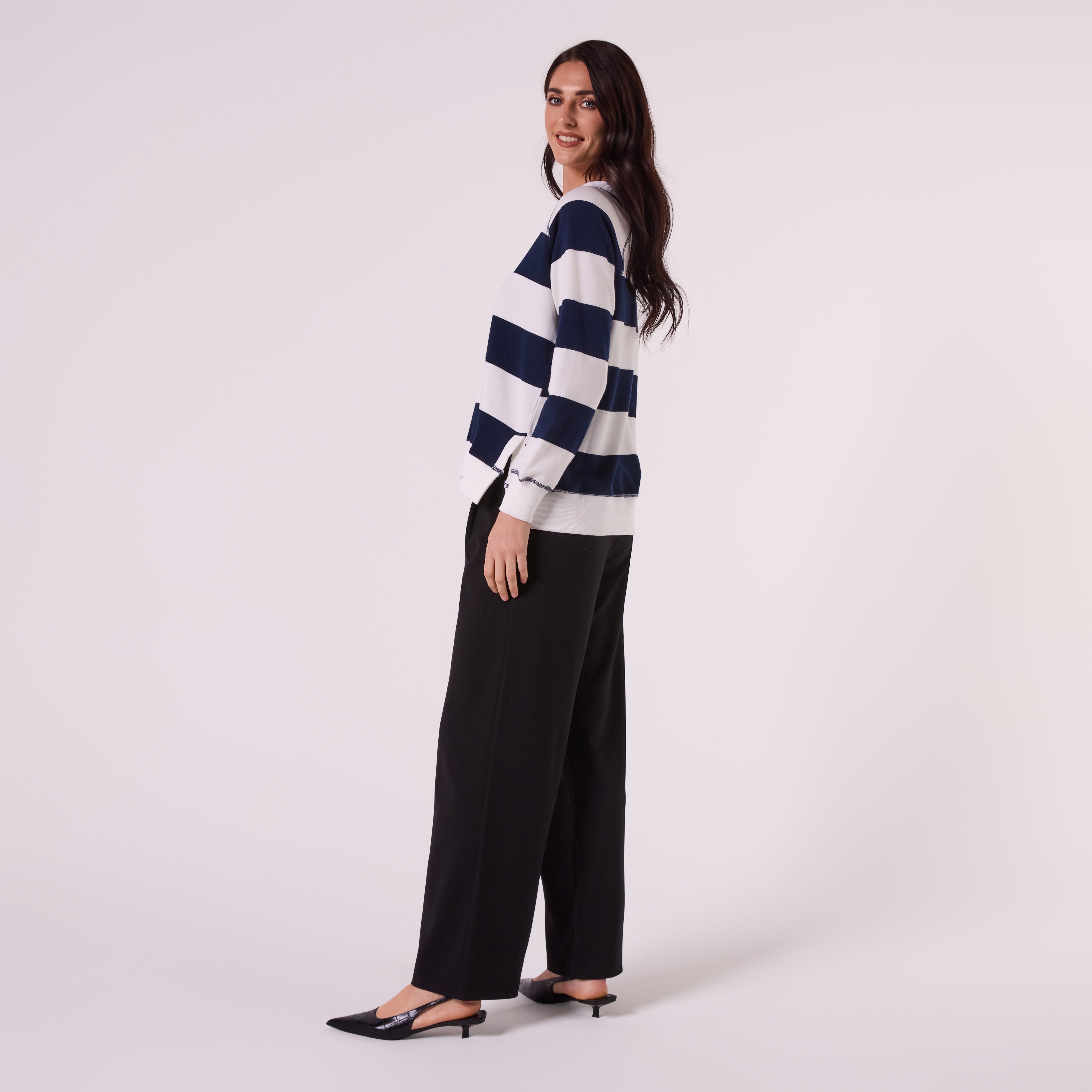 AM26018 V NECK STRIPE SWEATSHIRT (NAVY)