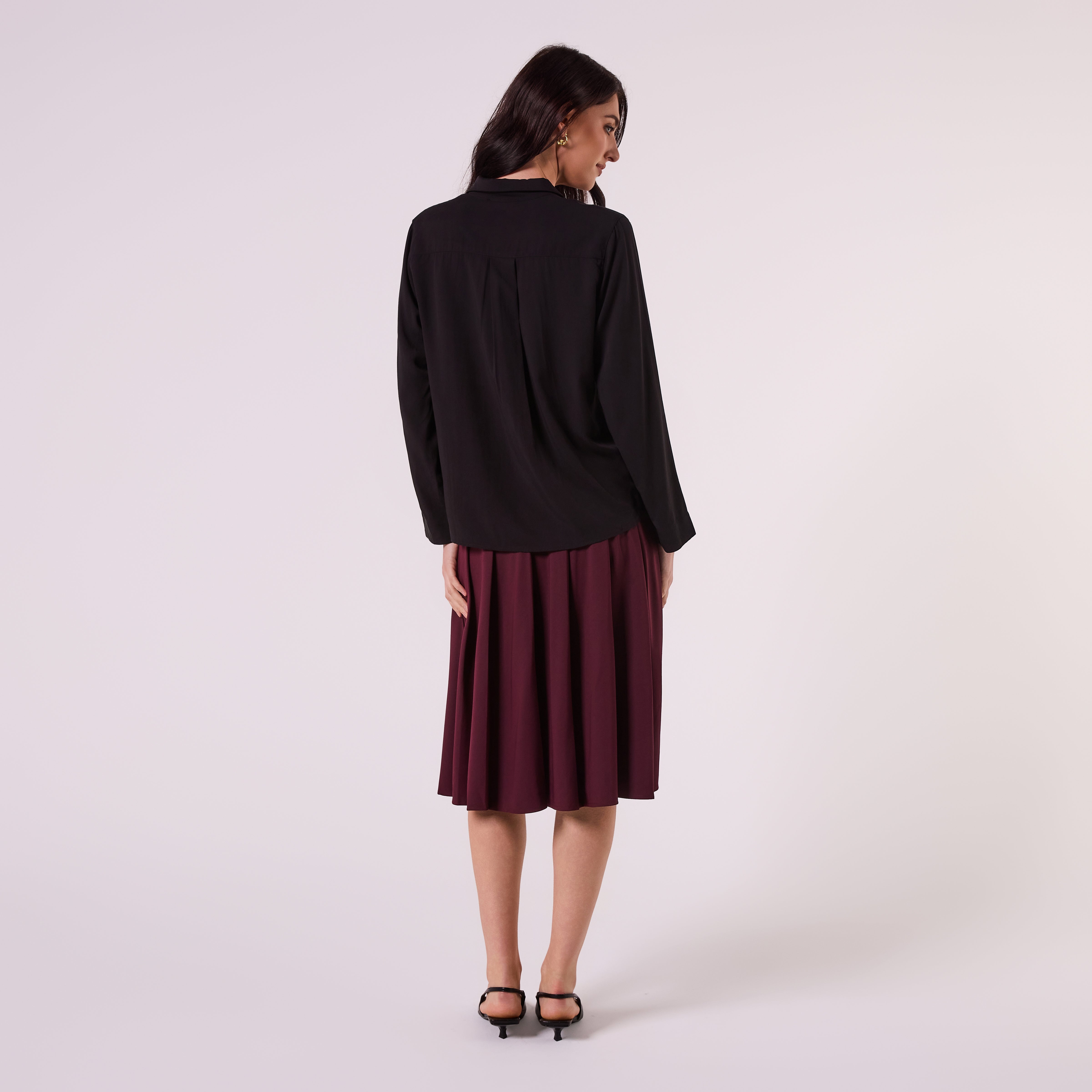 AM26013 JOHNNY COLLAR BLOUSE (BLACK)