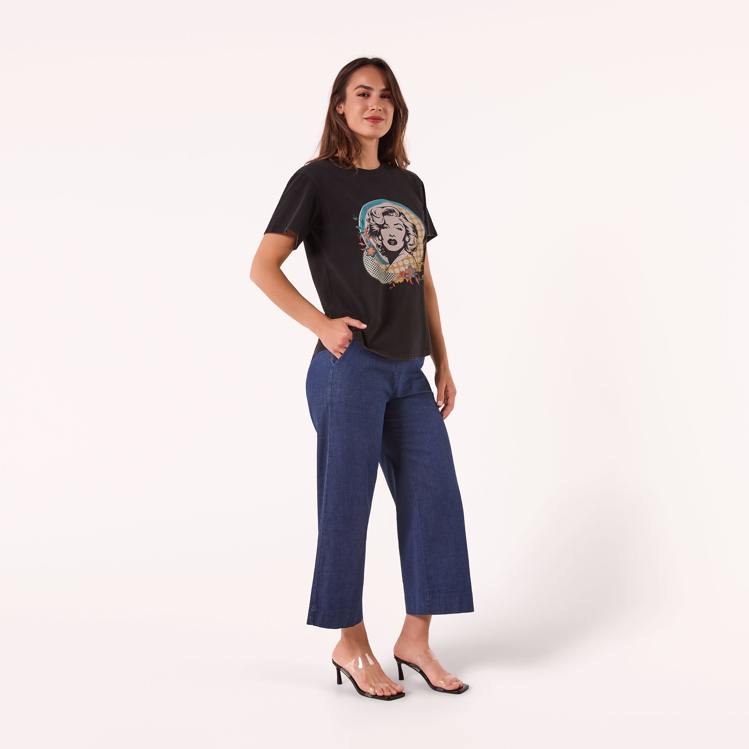 AF00010 PICTURE PRINT TEE