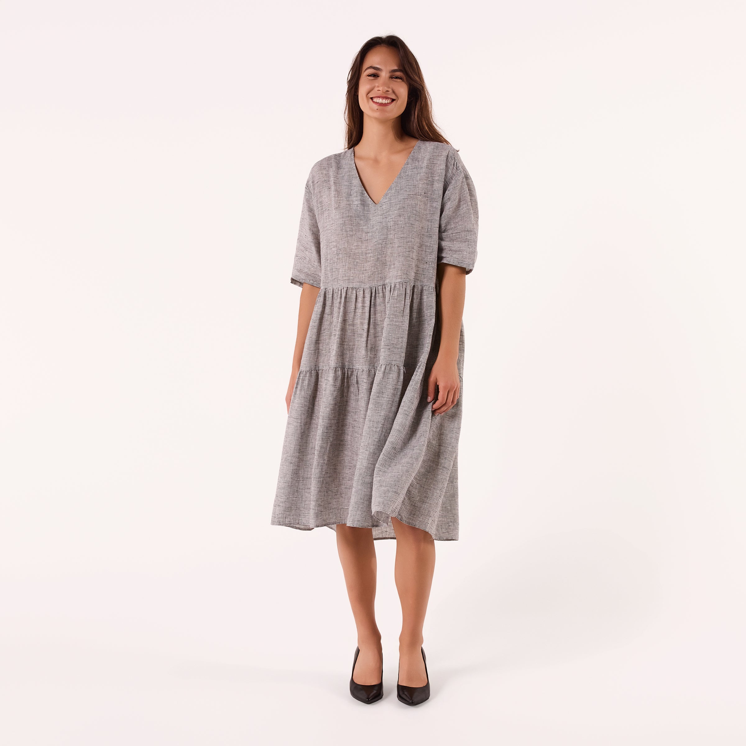 AM01128-2 V NECK GINGHAM 100%LINEN DRESS