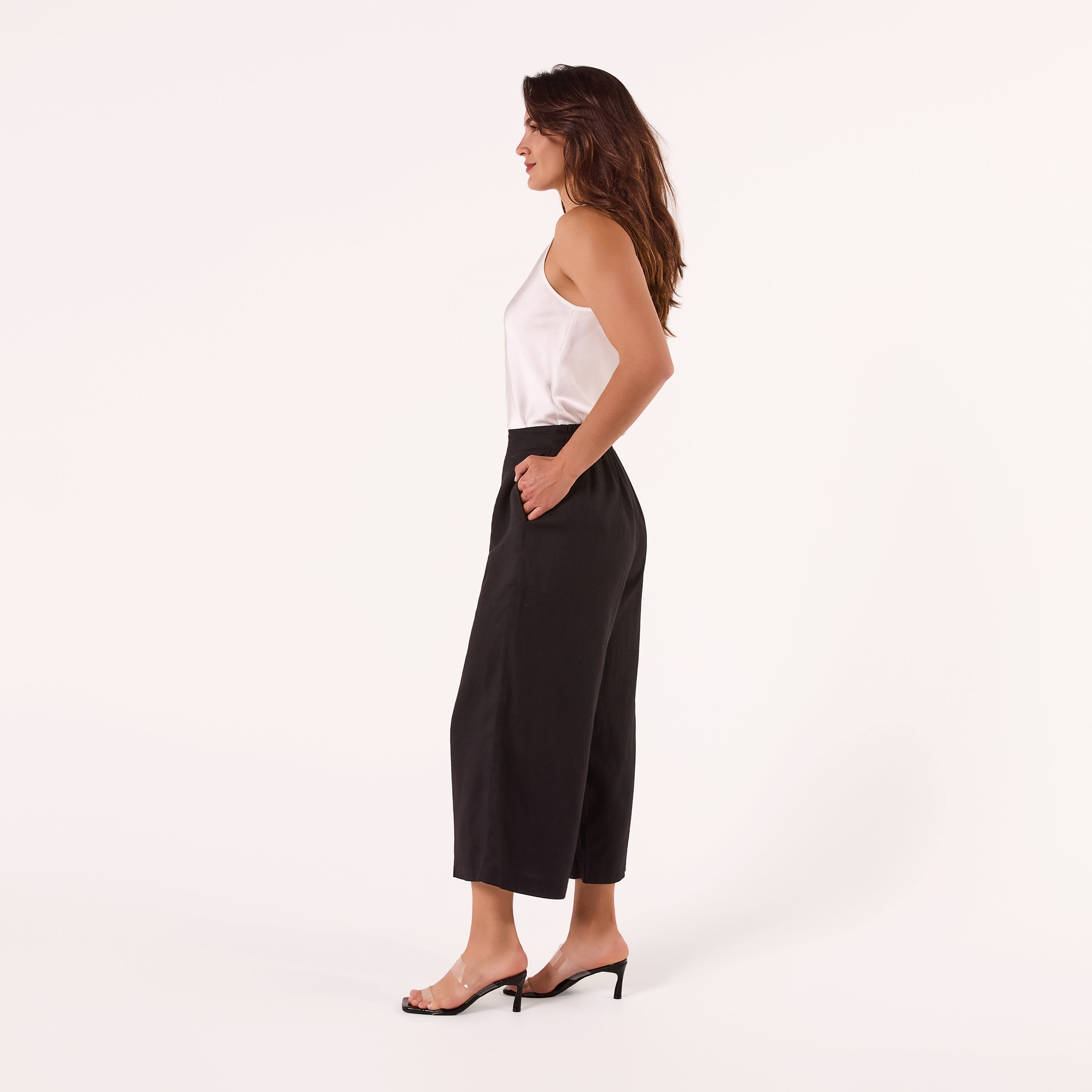 AM02377 100%LINEN CROPPED PANTS