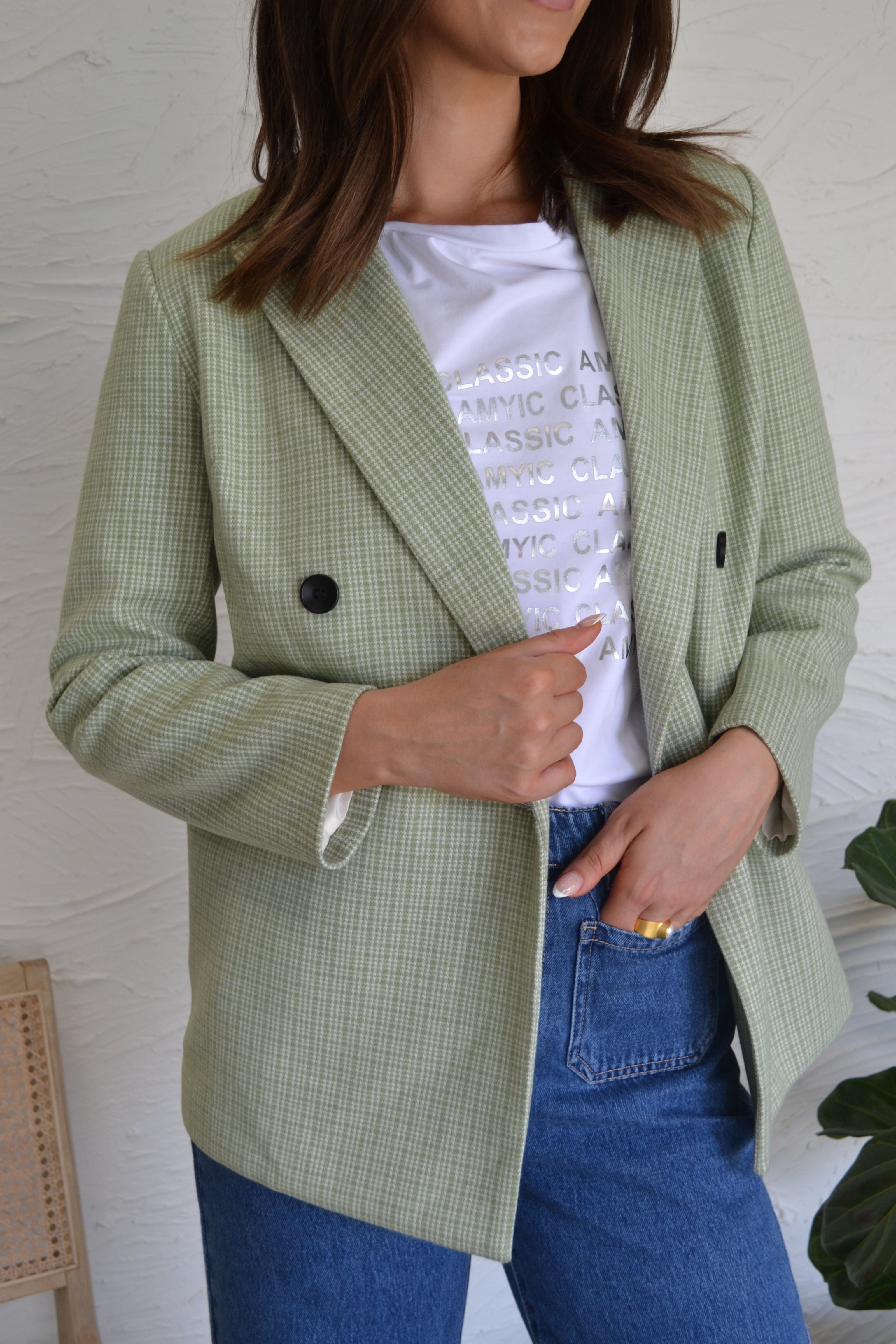 AM023049-8 BLAZER