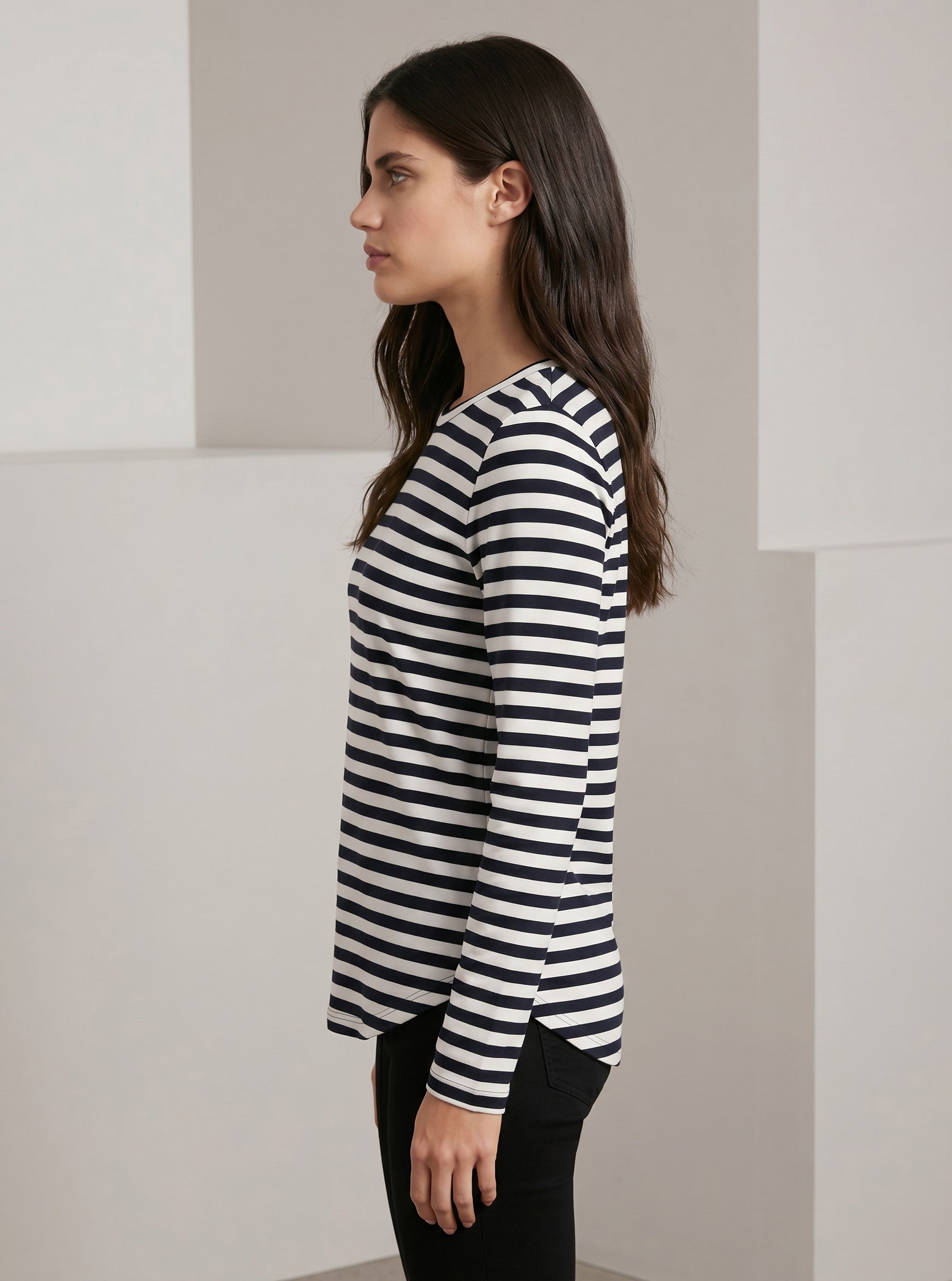 AM26033 STRIPE TOP (NAVY STRIPE)