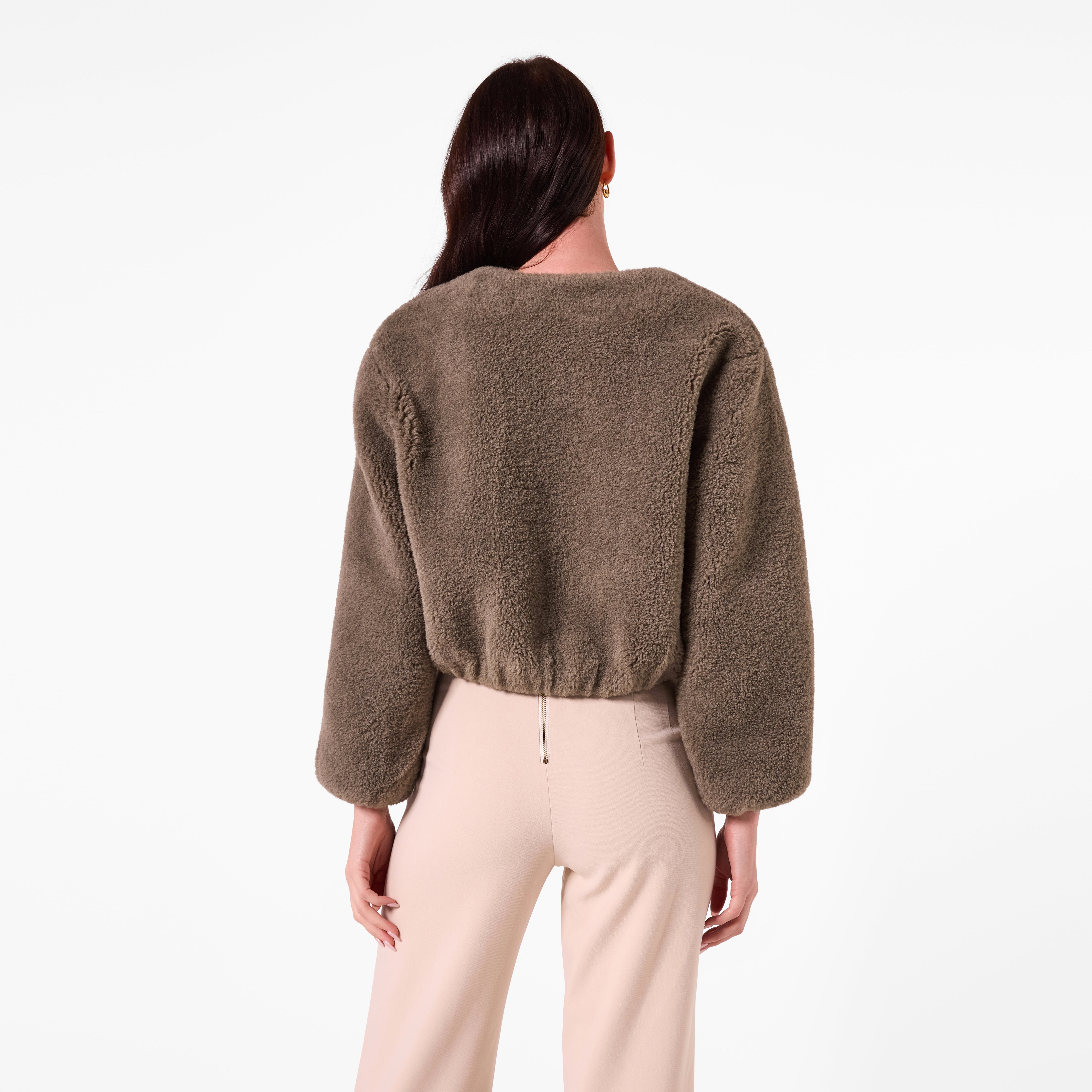 AM26022 TEDDY CROP JACKET (KHAKI)