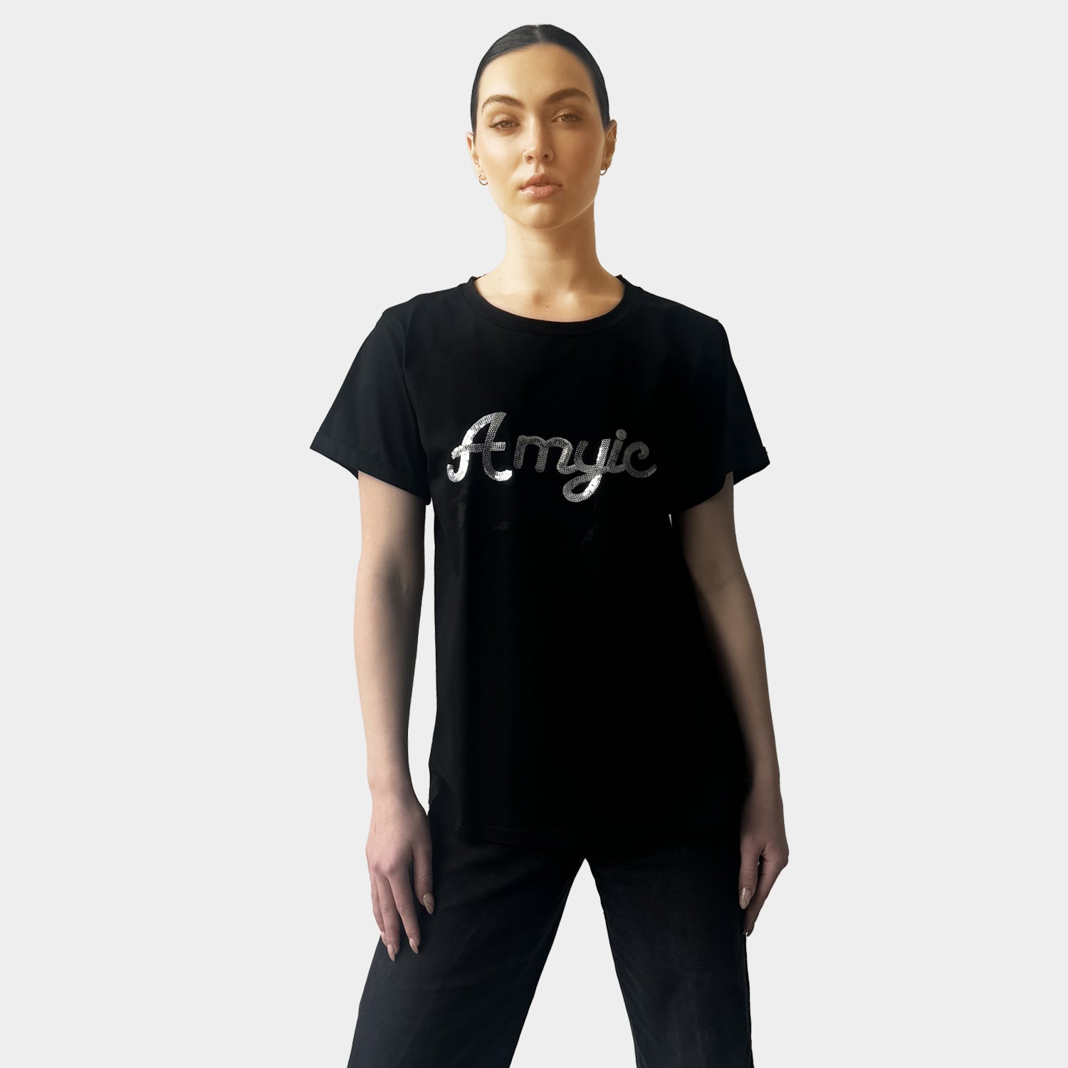AM023056 SEQUINS TEE