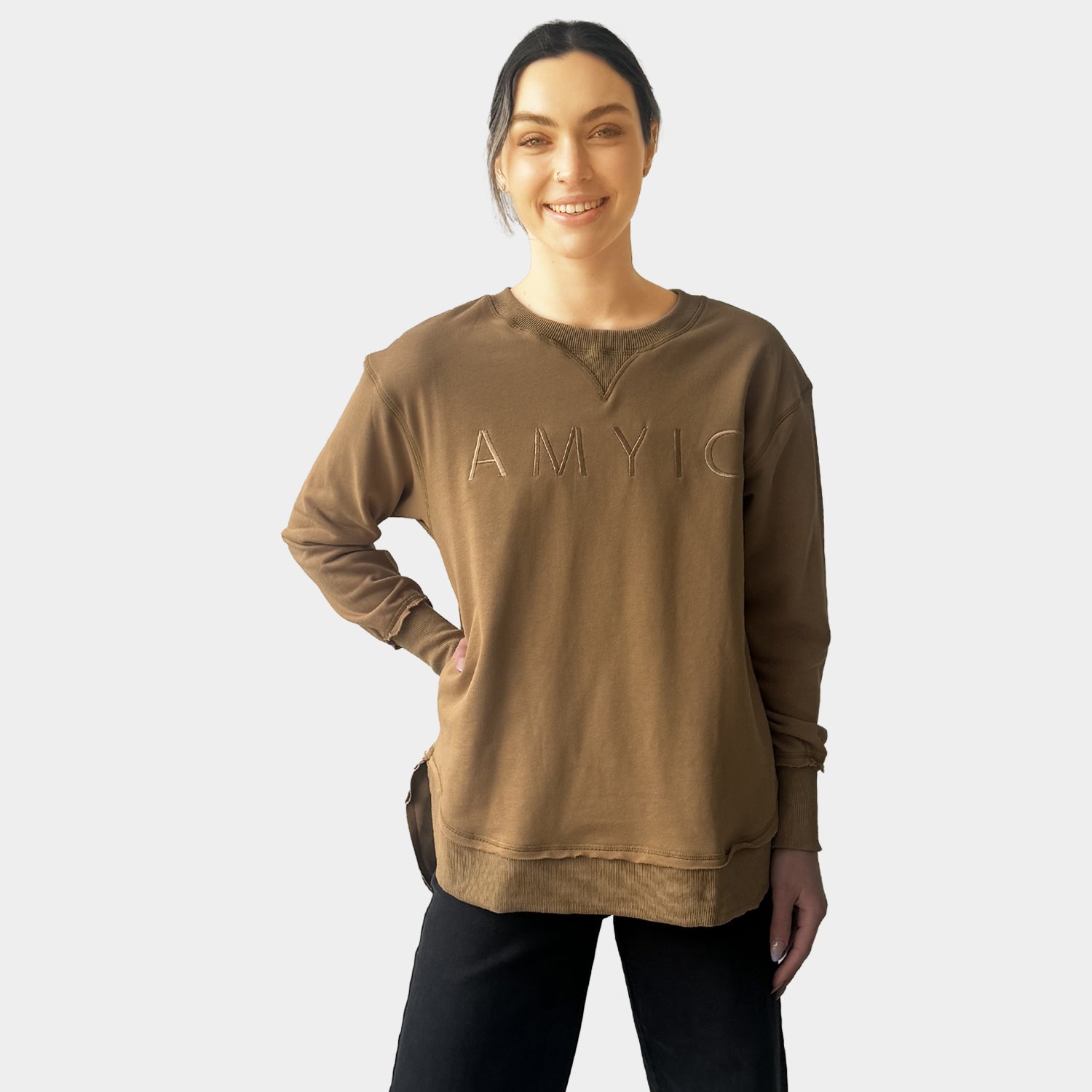 AM022161 TAN EMBROIDERY SWEATSHIRT