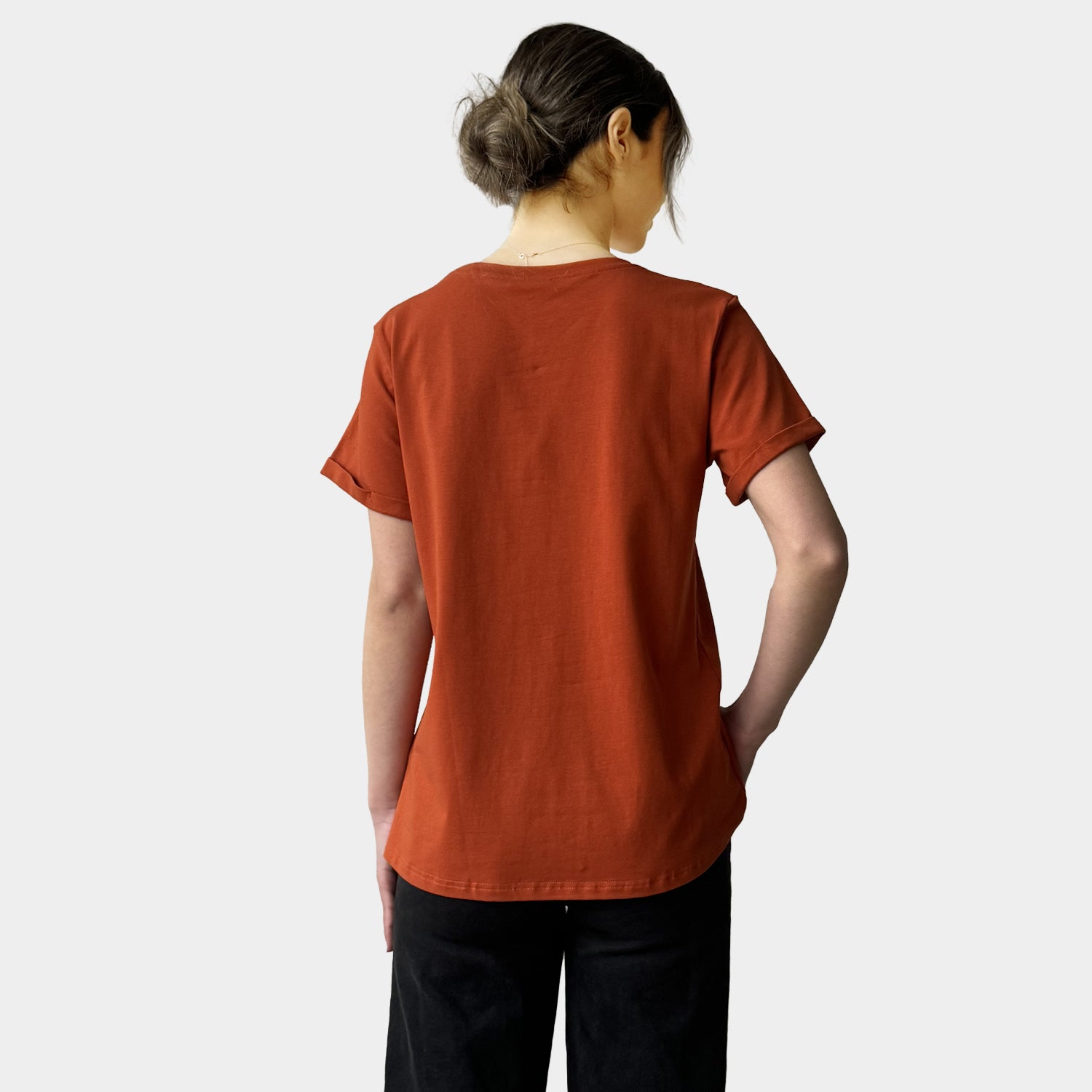 AM022199 NINE HEART PRINT TEE