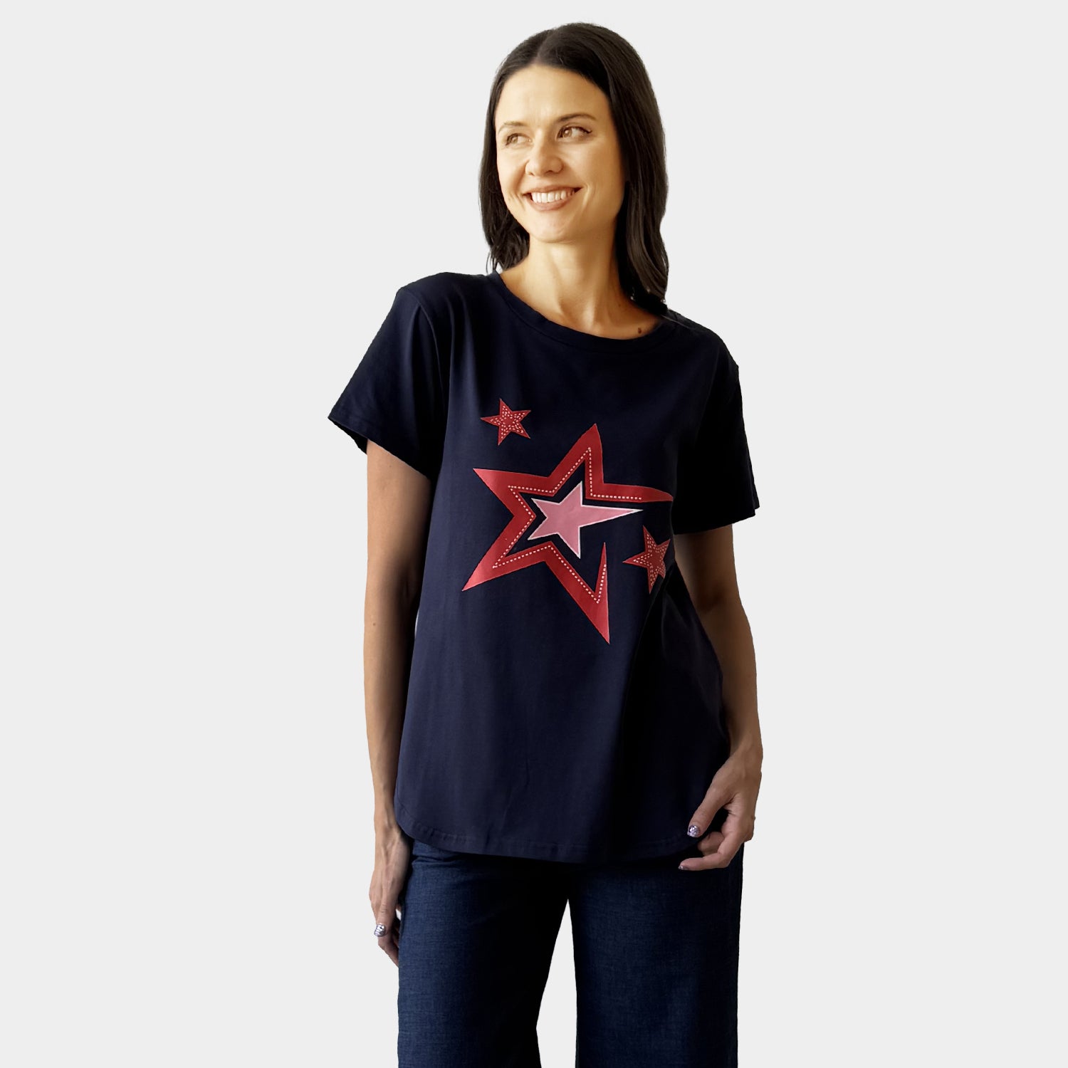 AM24063 MULTI STAR PRINT TEE