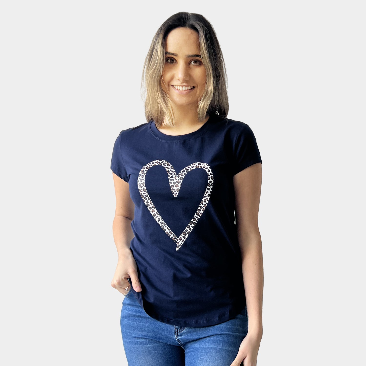 AM01292 LEOPARD LOVE TEE