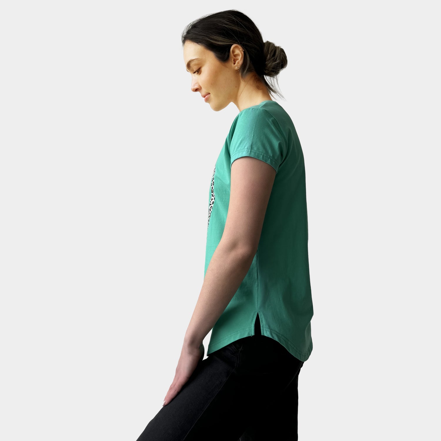 AM01292 LEOPARD LOVE TEE (SALE)