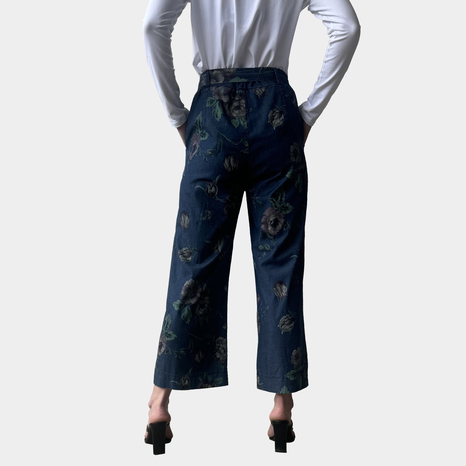 AIY6735-1 PRODUCT OF ITALY