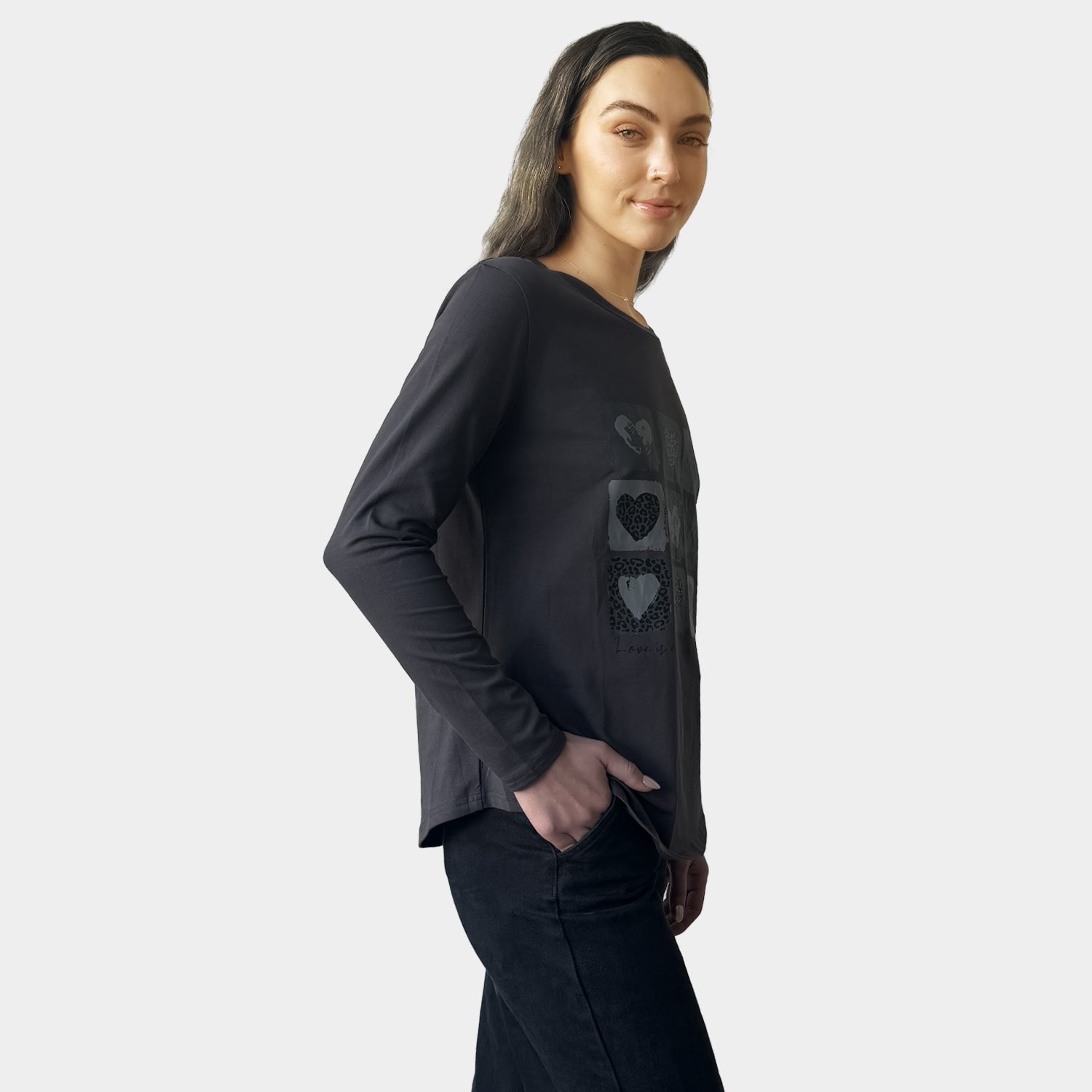 AM024016 MULTI PRINT LONG SLEEVE TEE