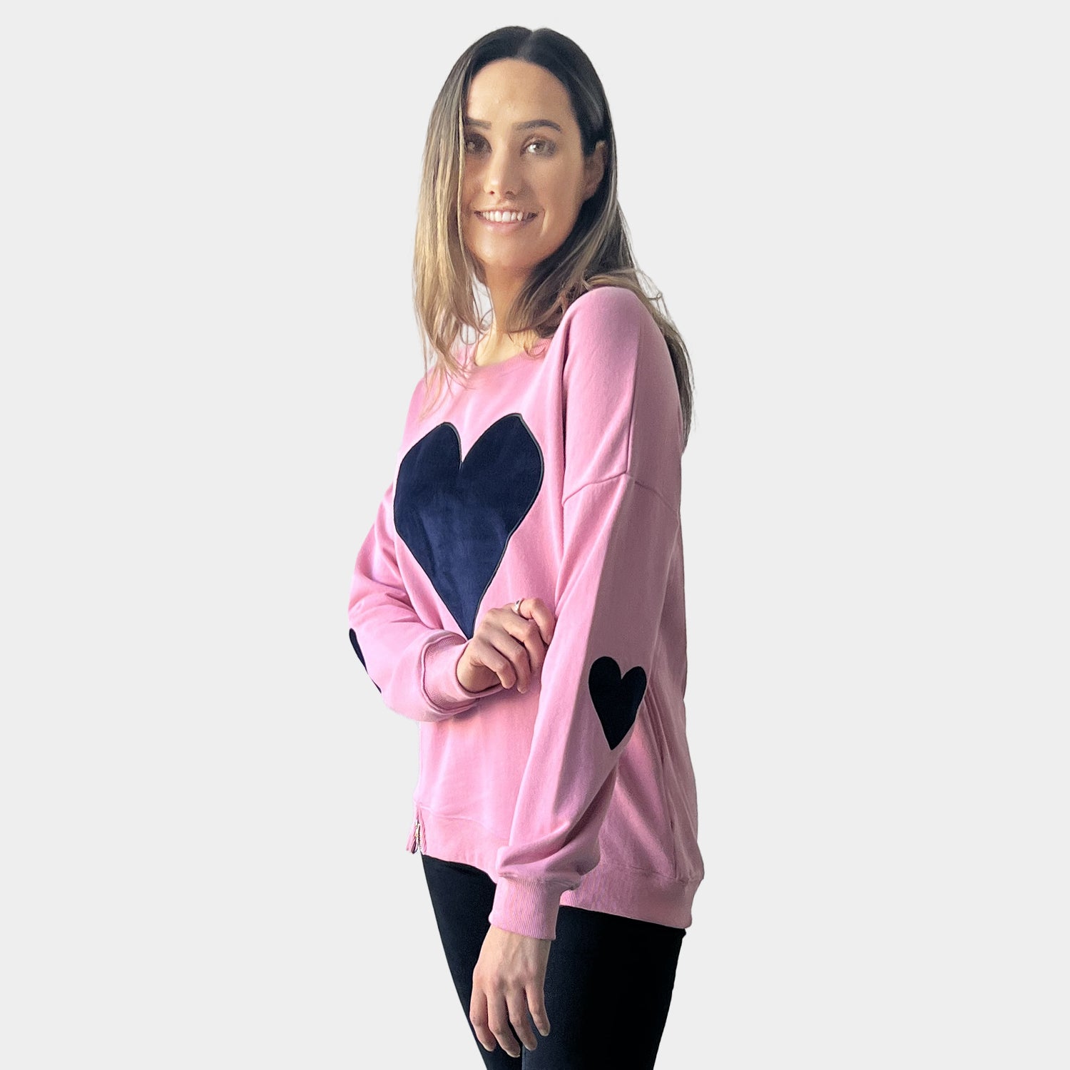 AM02361 EMBROIDERY LOVE HEART