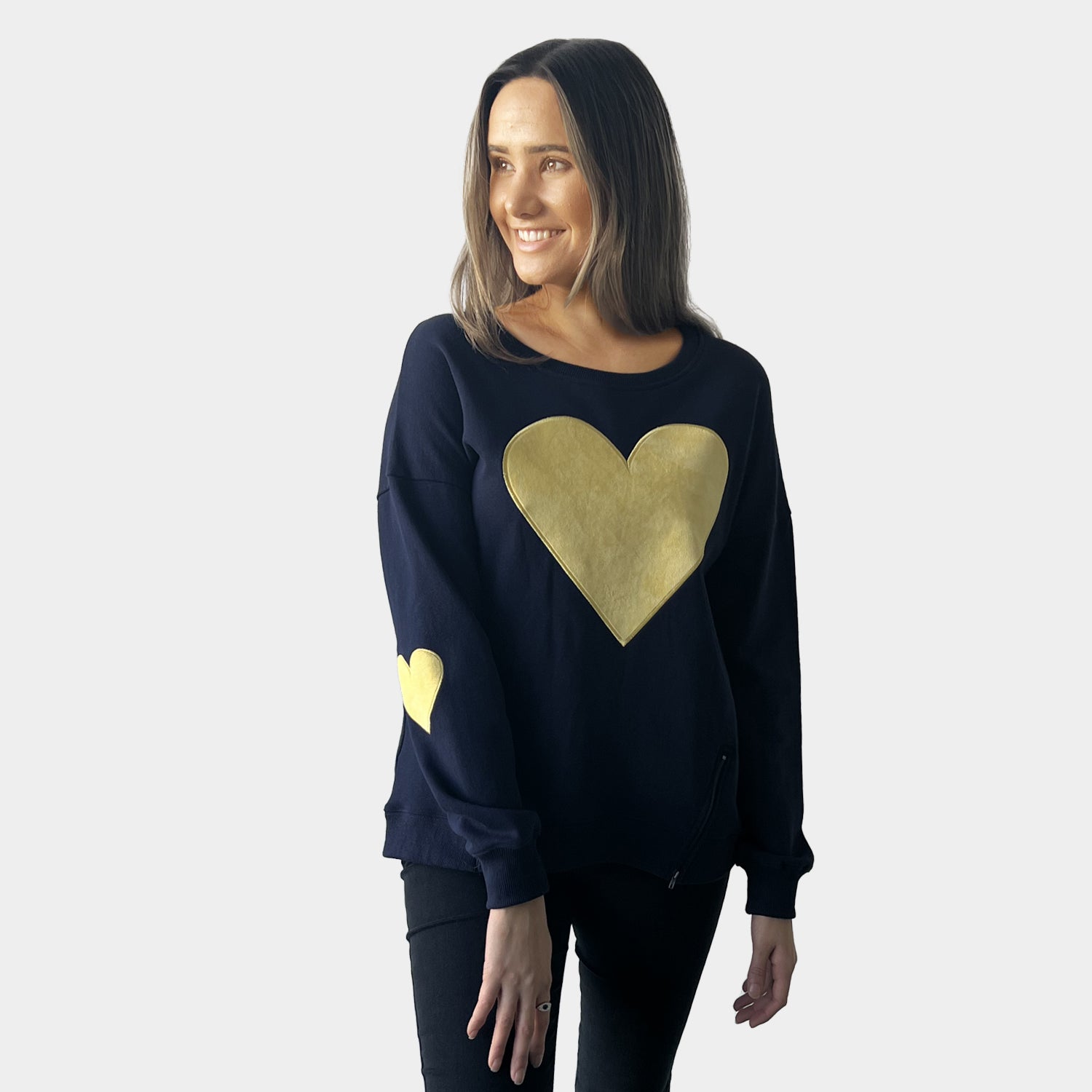 AM02361 EMBROIDERY LOVE HEART