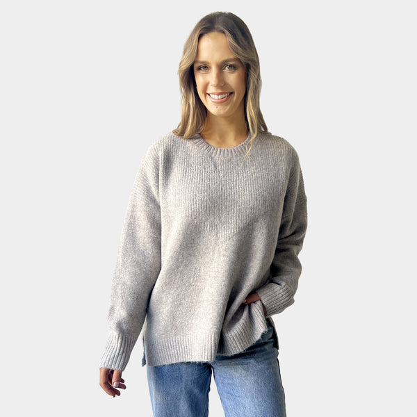 AM023033 LOOSE & WARM KNITWEAR