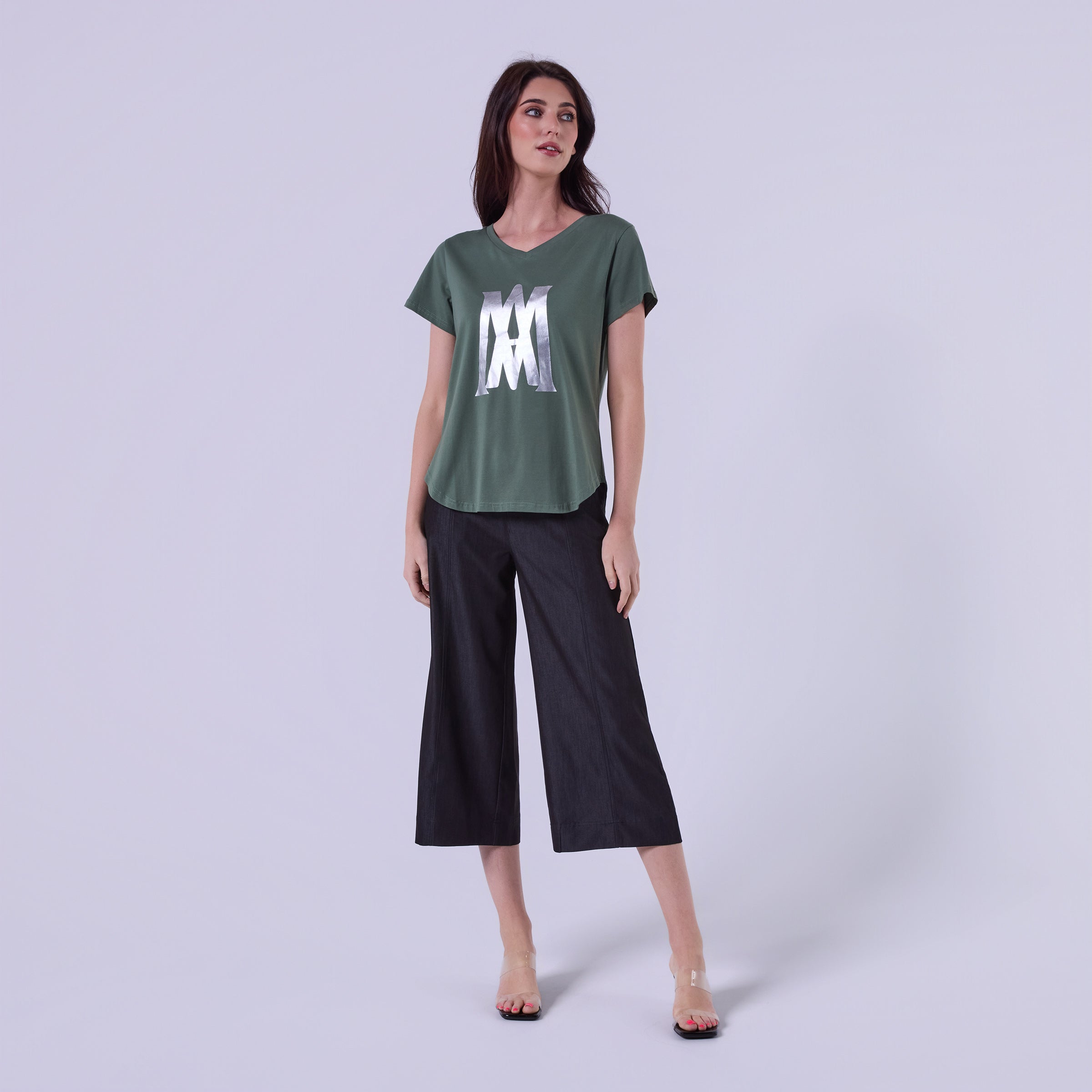 AM24057 V - NECK TEE